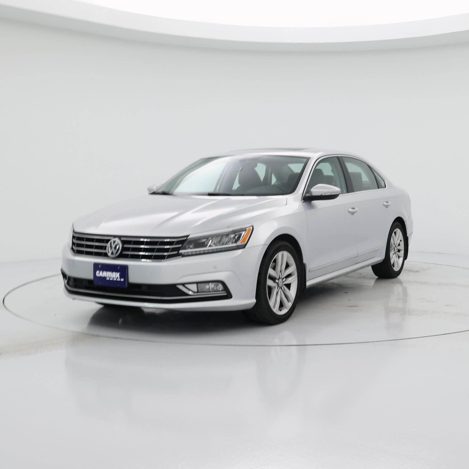 Thumbnail: 2017 Volkswagen Passat - 4