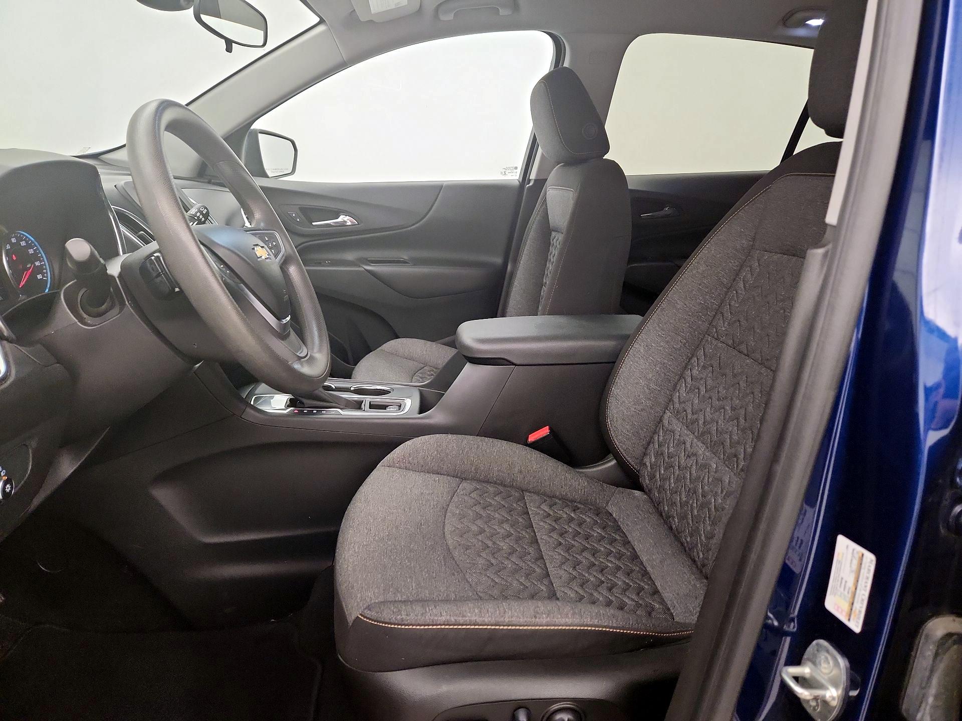 Thumbnail: 2022 Chevrolet Equinox - 11