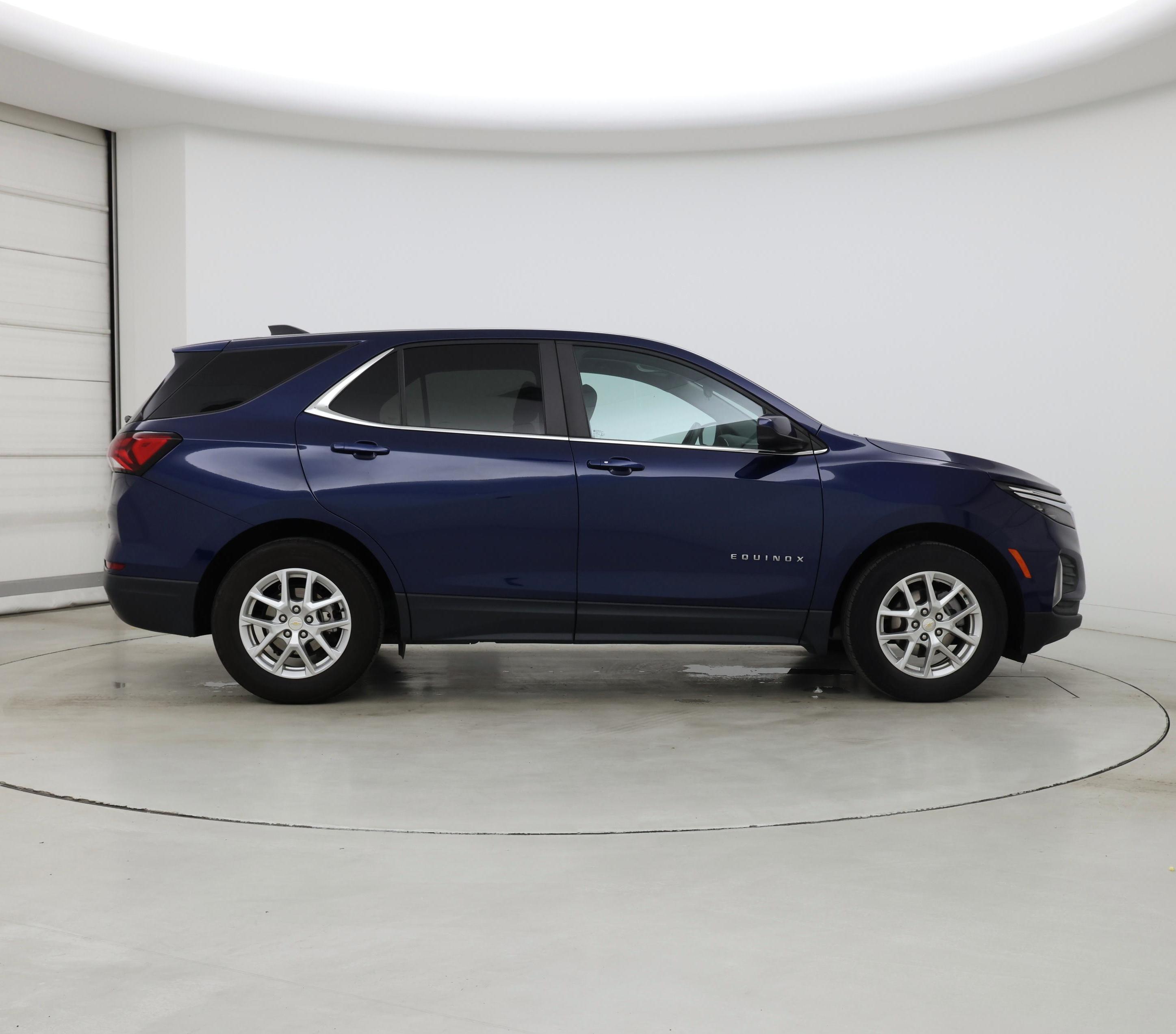 Thumbnail: 2022 Chevrolet Equinox - 7