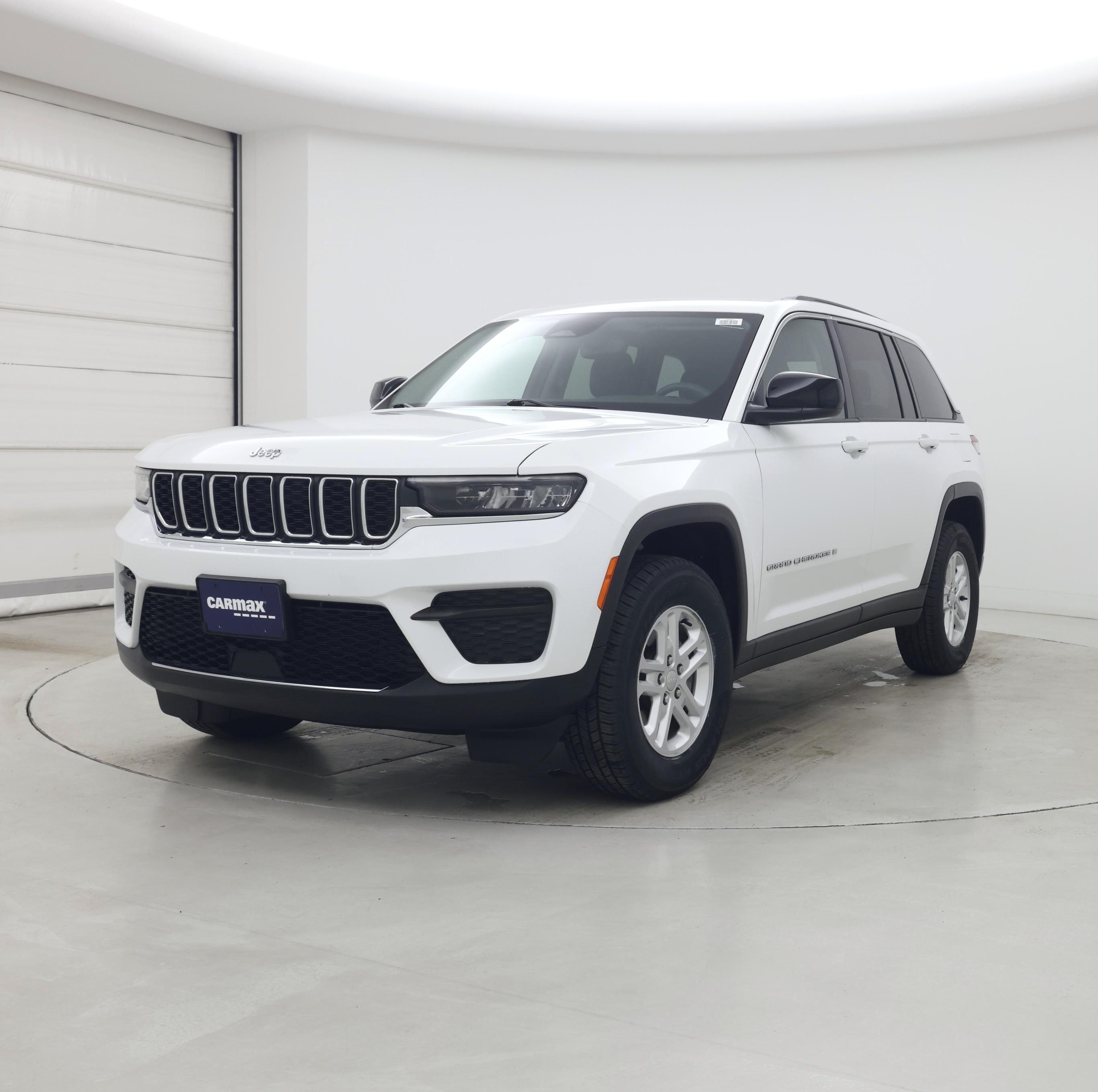 Thumbnail: 2023 Jeep Grand Cherokee - 4