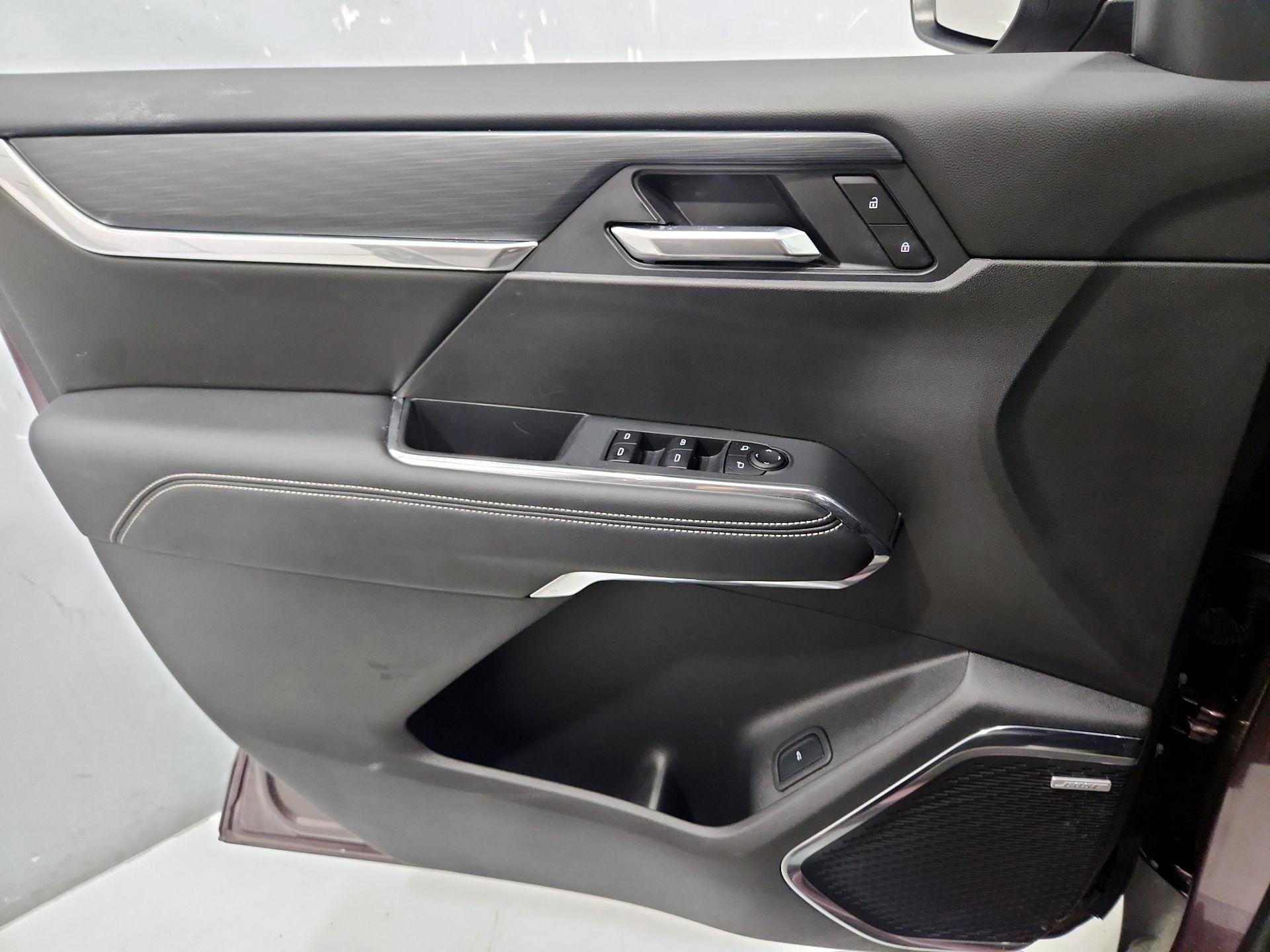 Thumbnail: 2025 GMC Acadia - 12