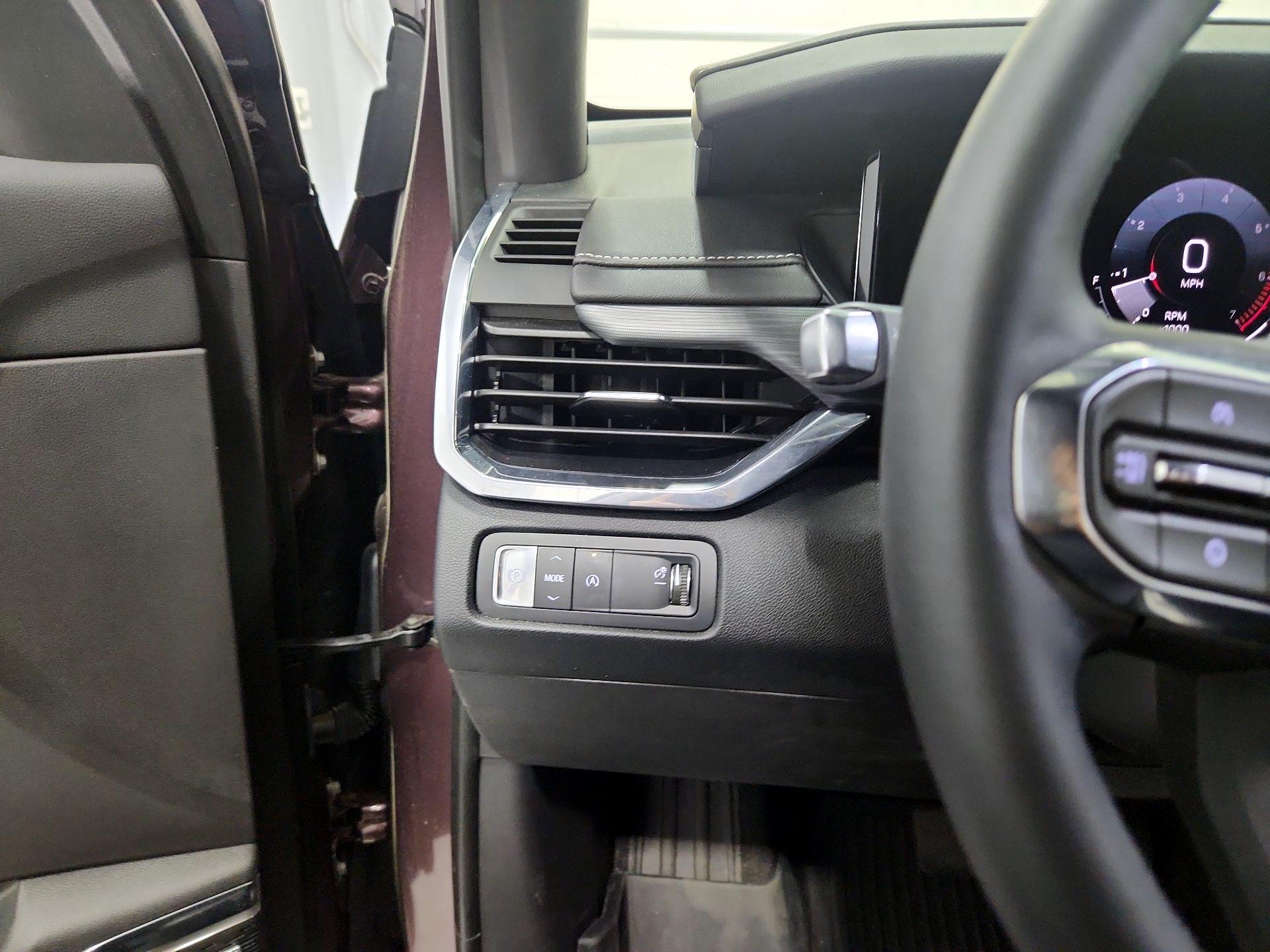 Thumbnail: 2025 GMC Acadia - 13