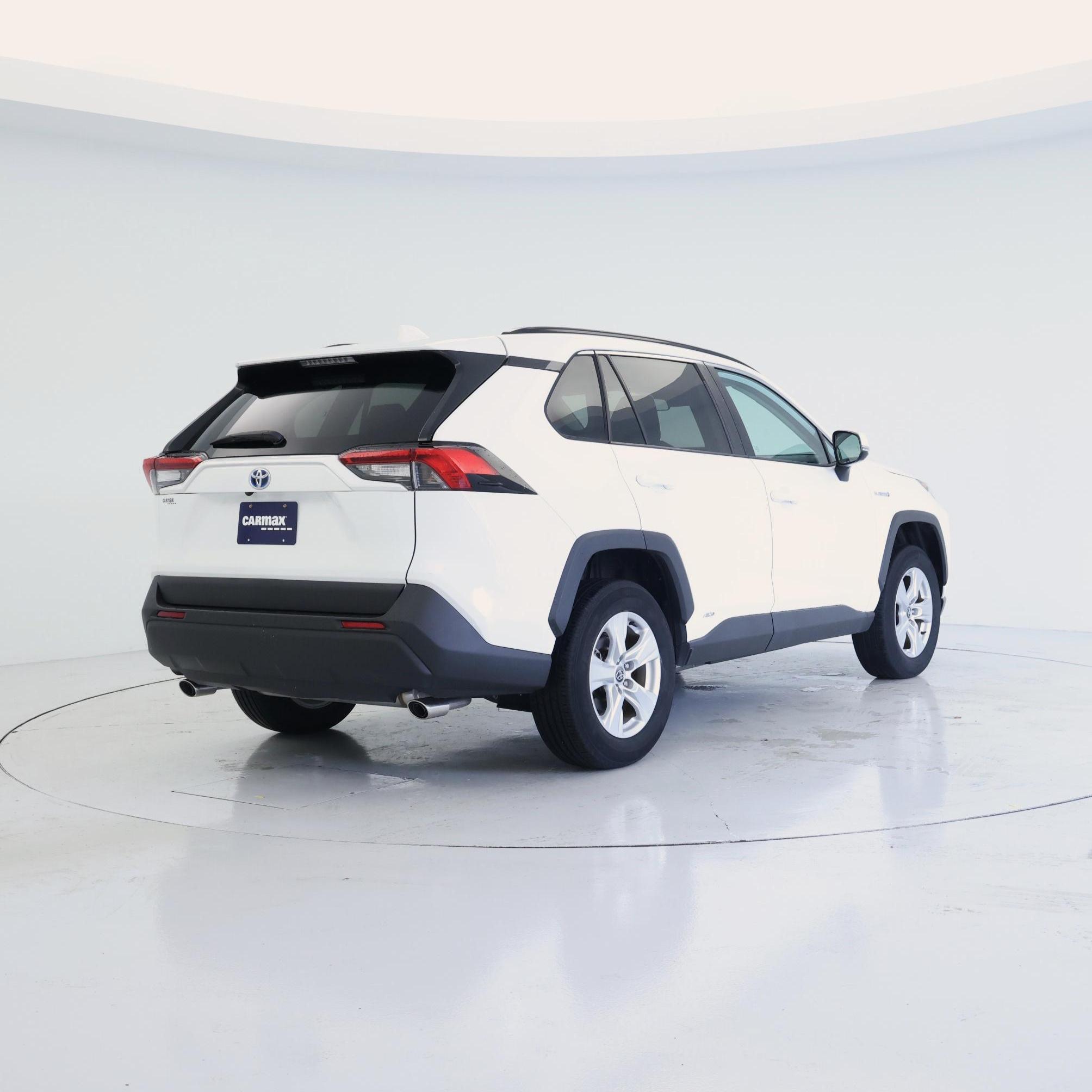 Thumbnail: 2020 Toyota RAV4 - 8