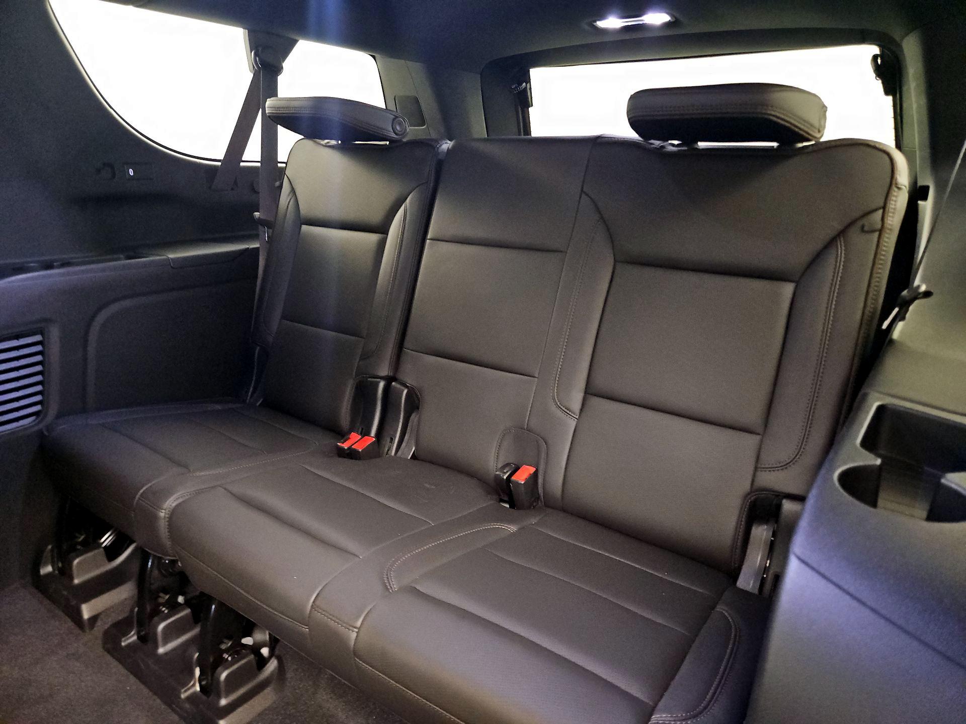 Thumbnail: 2021 Chevrolet Suburban - 20