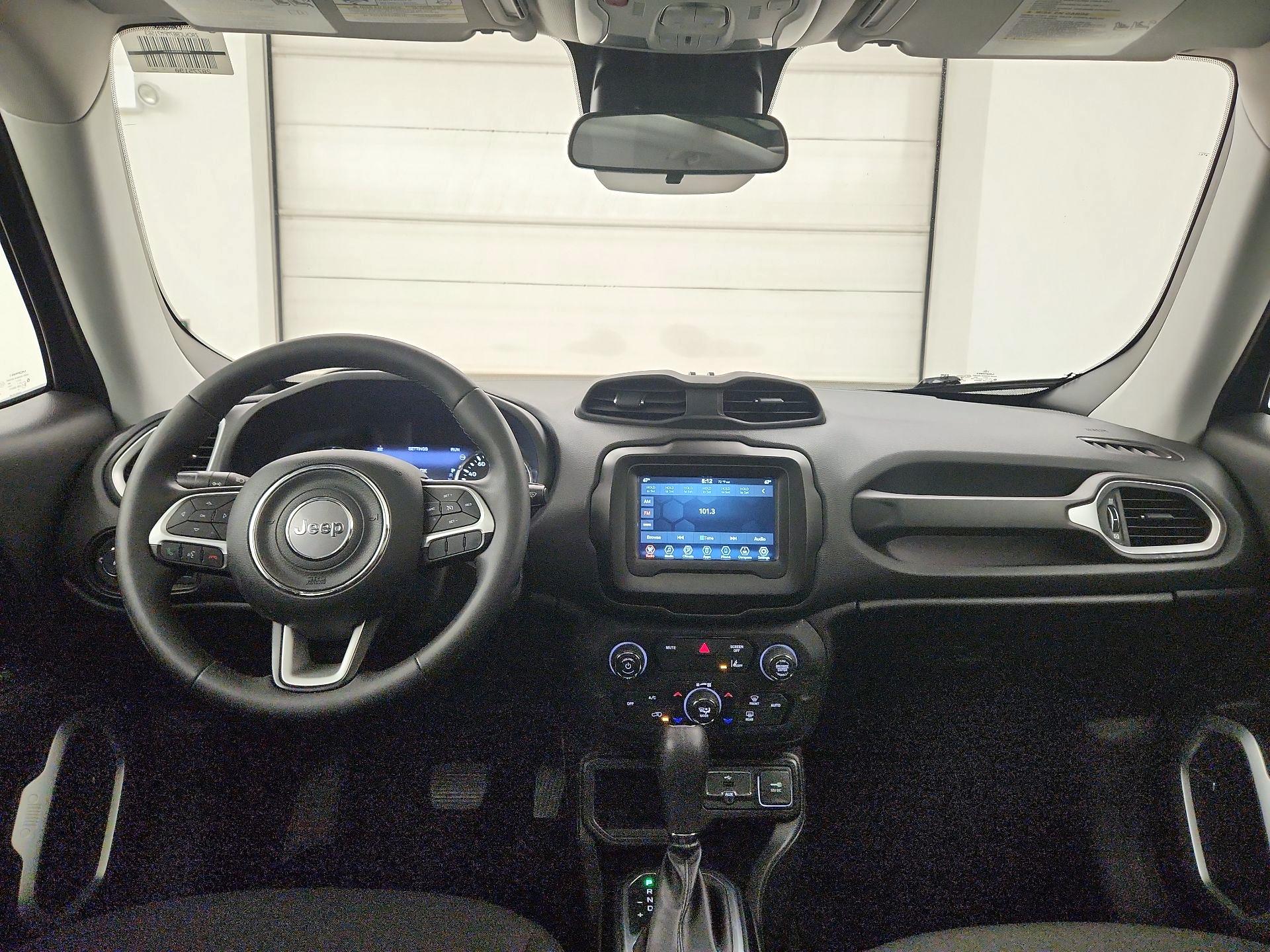 Thumbnail: 2021 Jeep Renegade - 9