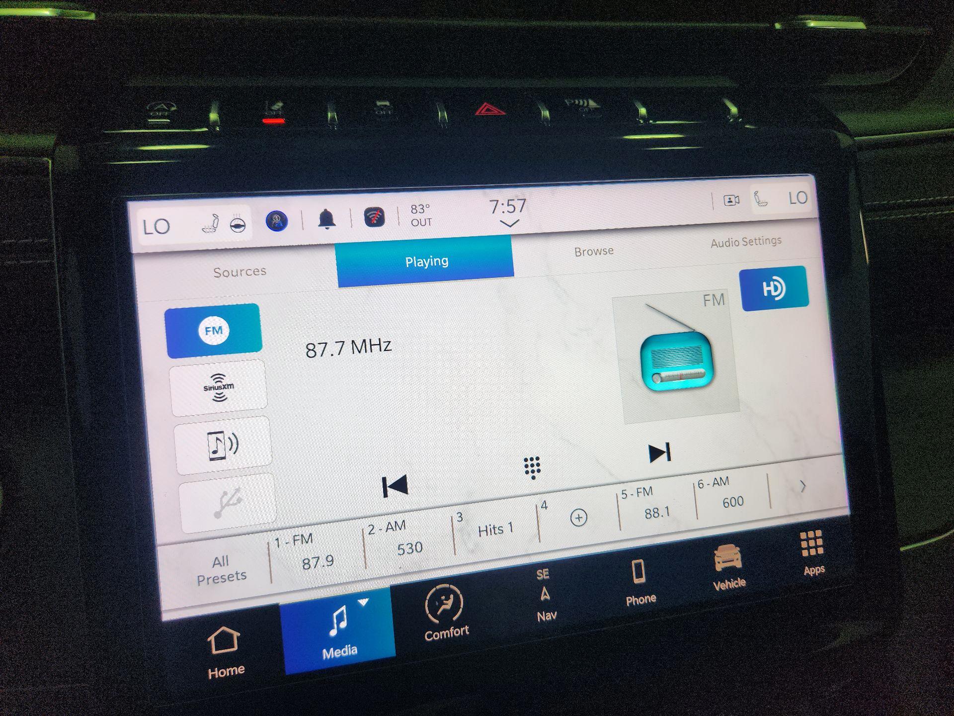 Thumbnail: 2021 Jeep Grand Cherokee L - 16