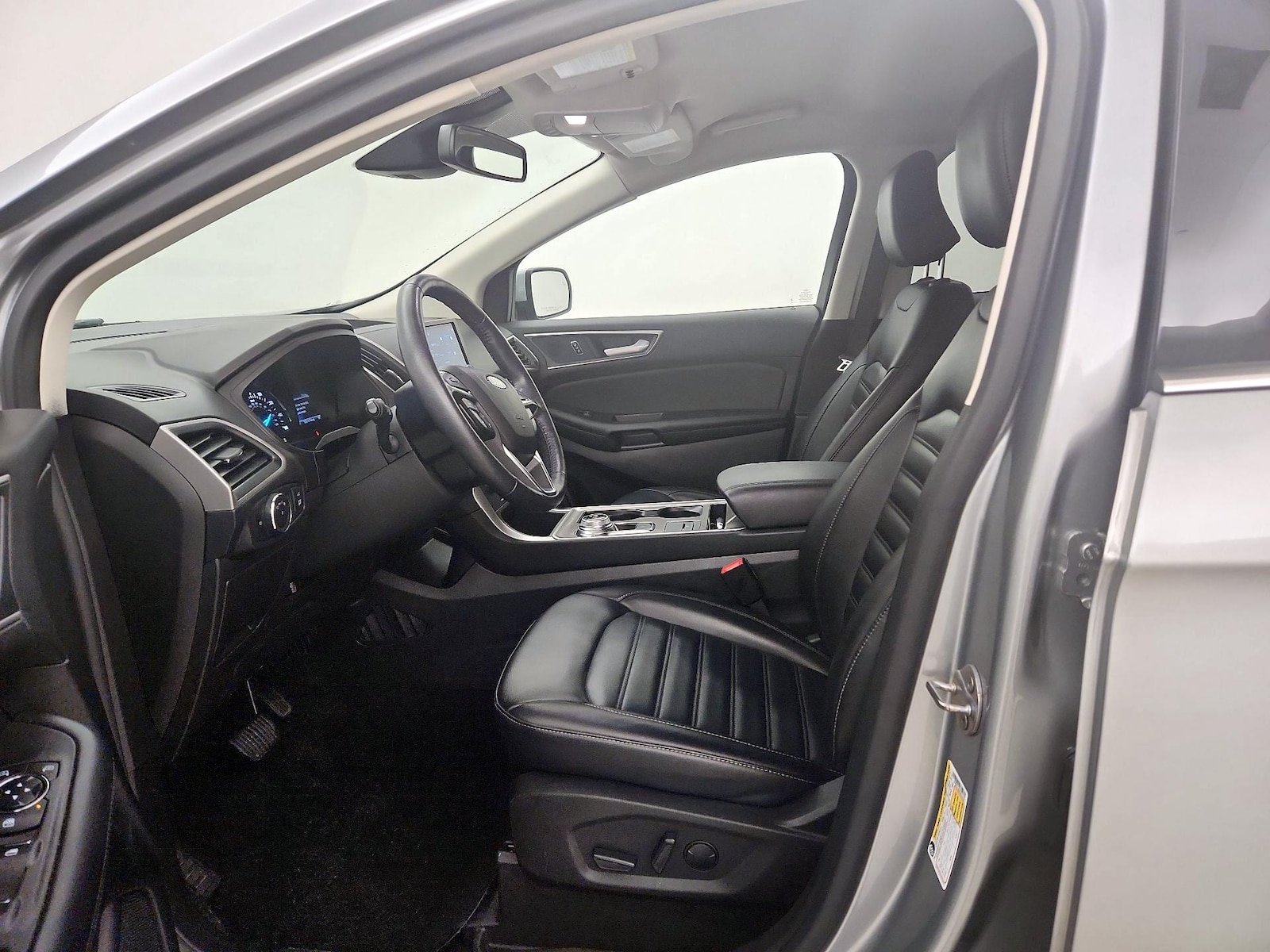 2023 Ford Edge SEL - Photo 12