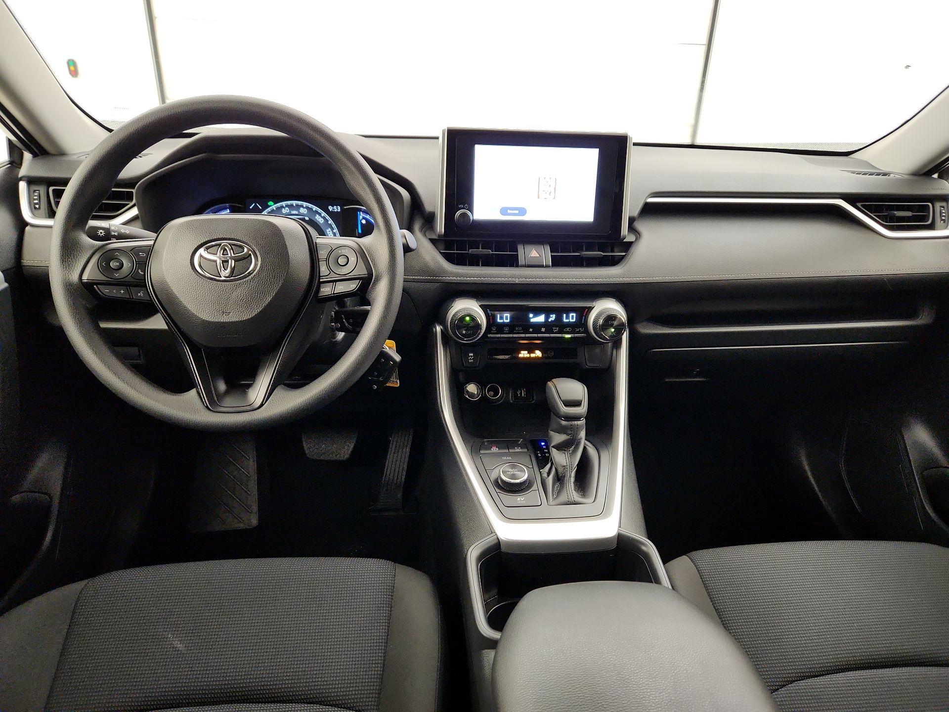 Thumbnail: 2025 Toyota RAV4 - 9