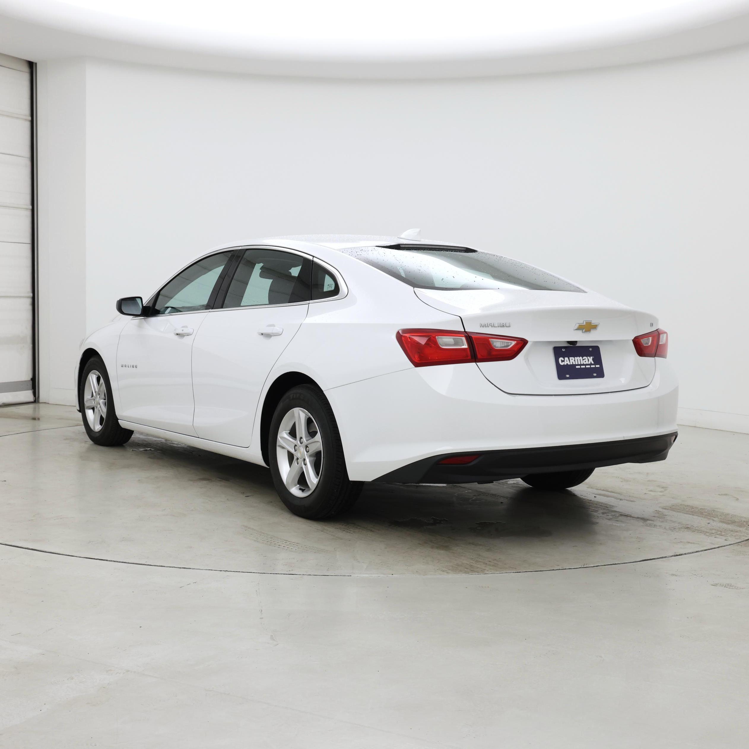 Thumbnail: 2023 Chevrolet Malibu - 2
