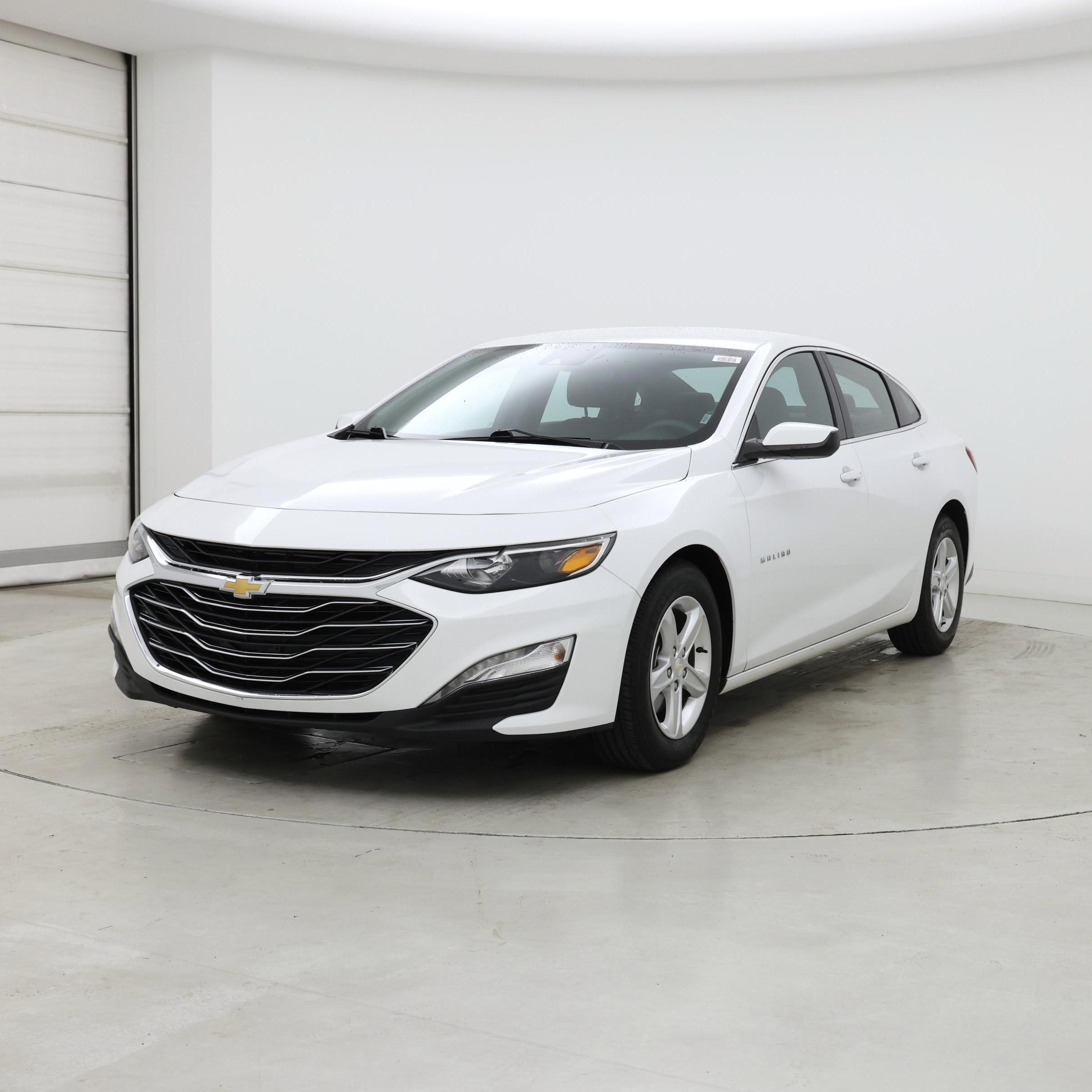 Thumbnail: 2023 Chevrolet Malibu - 4