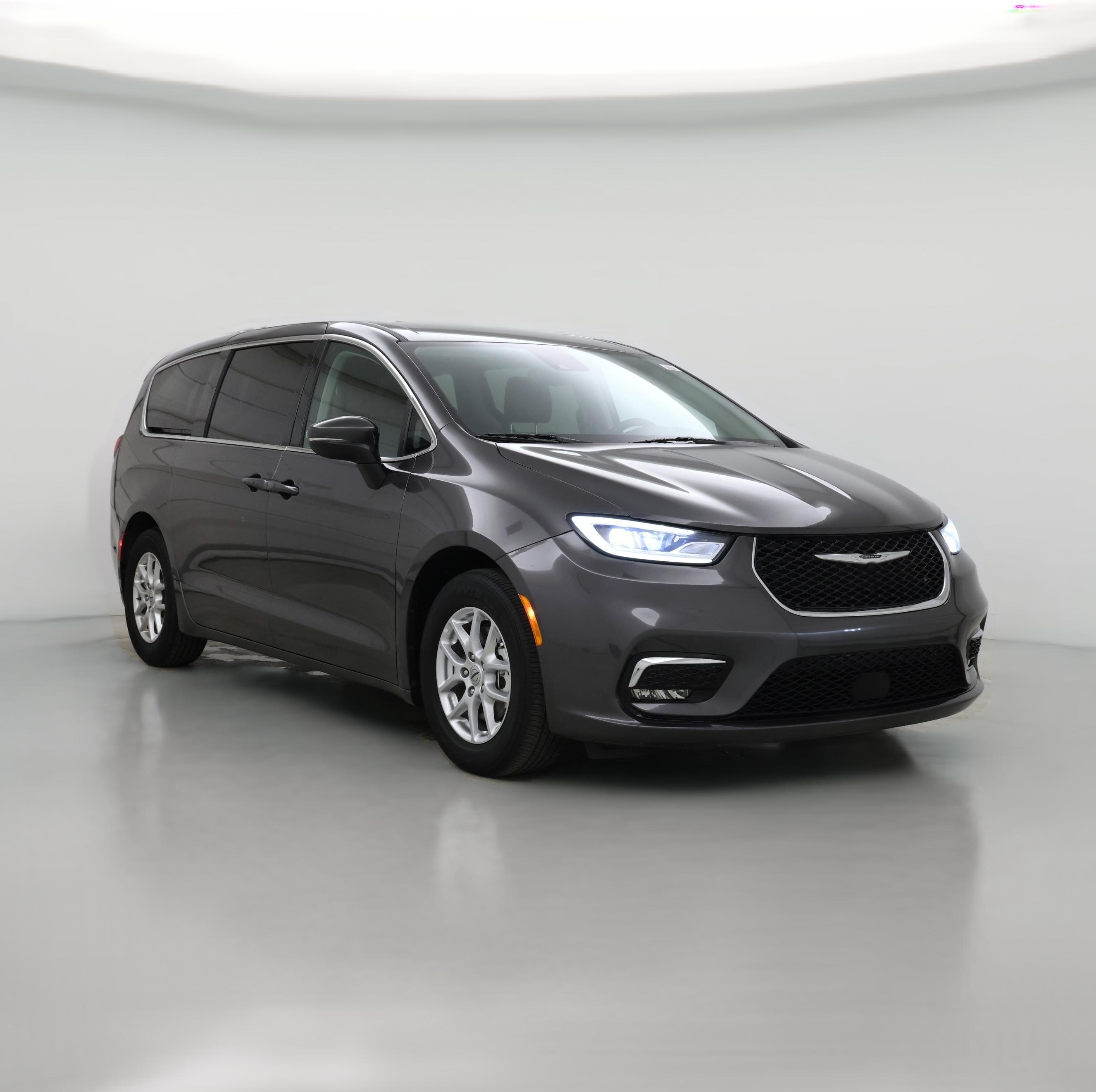 Thumbnail: 2023 Chrysler Pacifica - 1