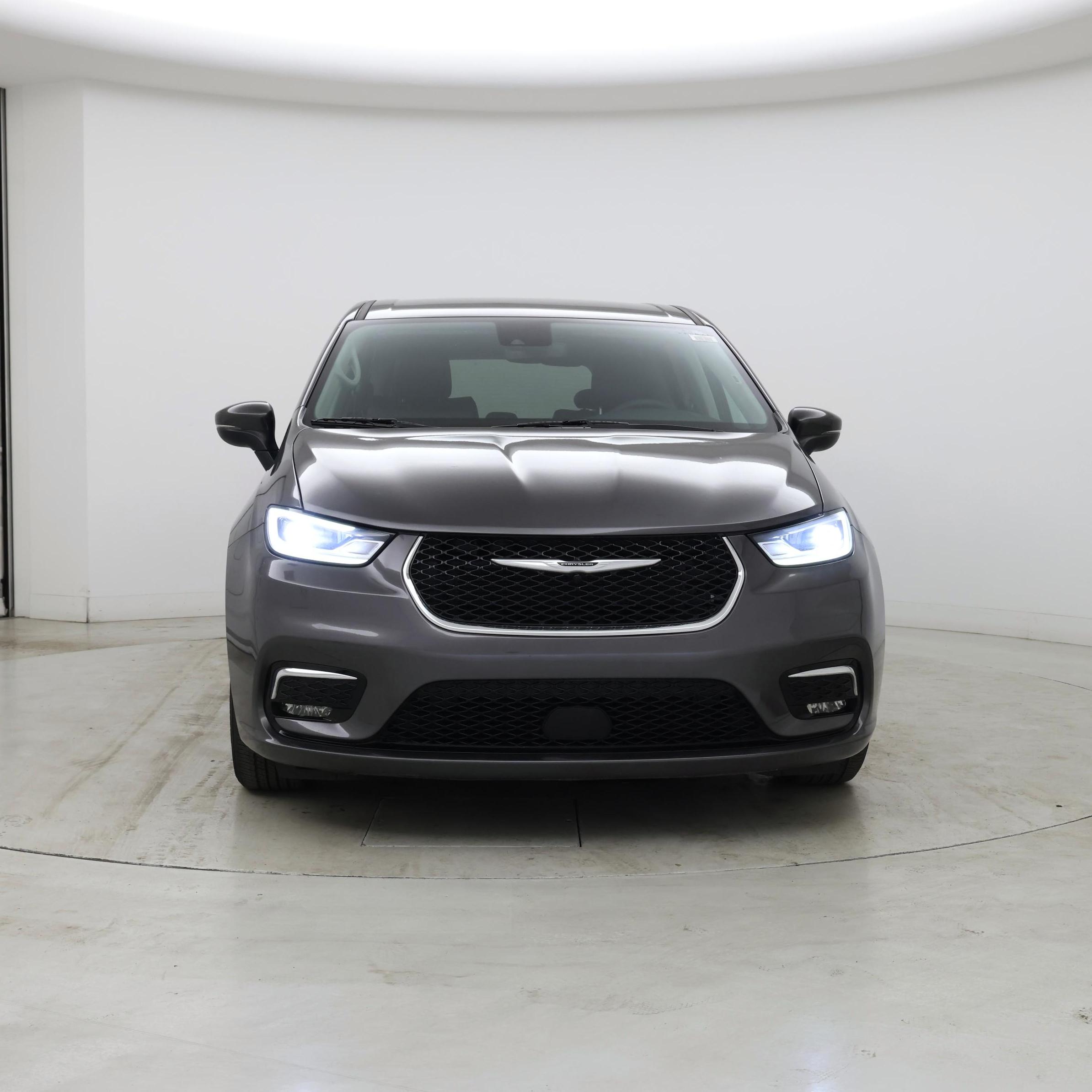 Thumbnail: 2023 Chrysler Pacifica - 5