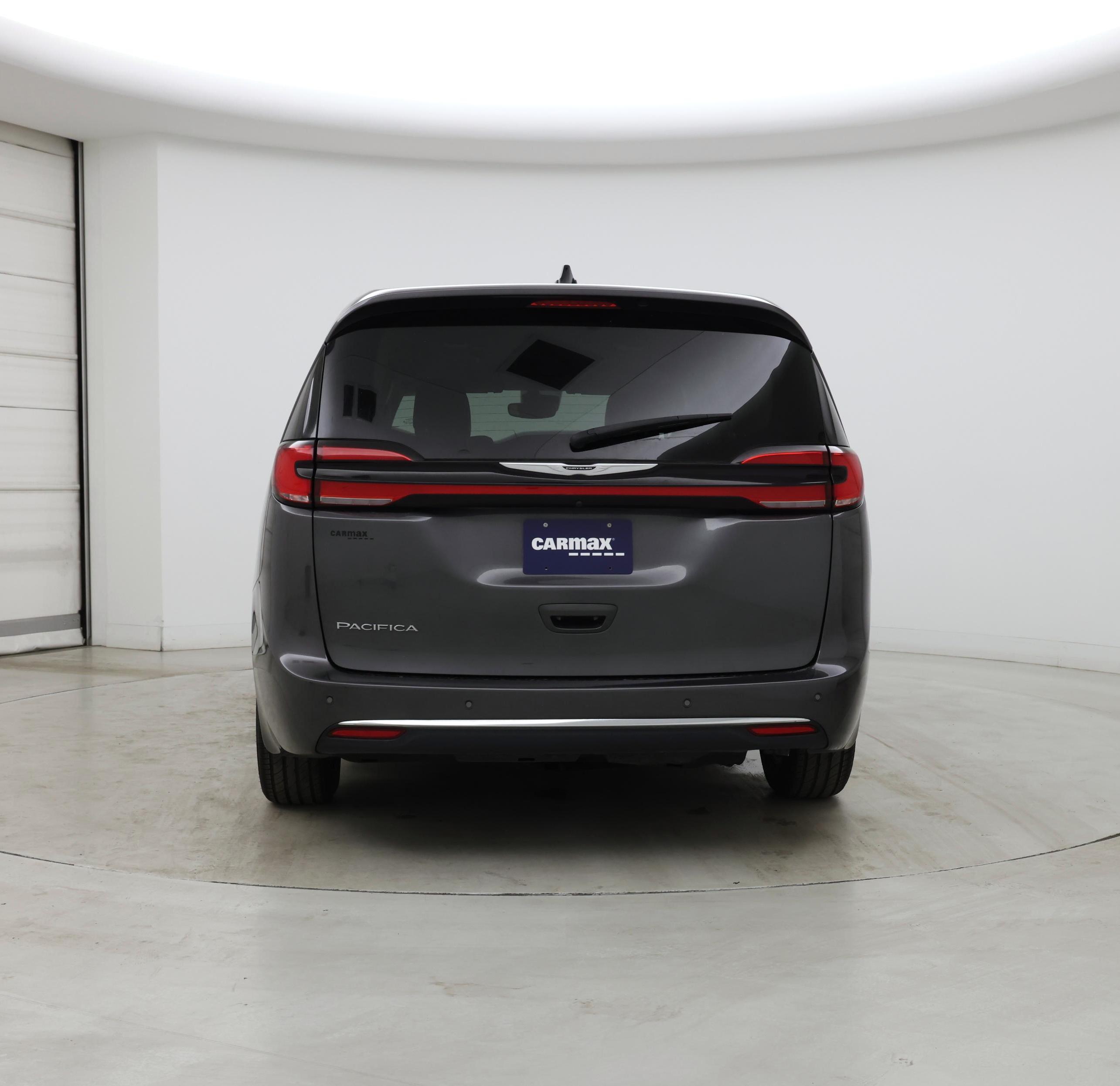 Thumbnail: 2023 Chrysler Pacifica - 6