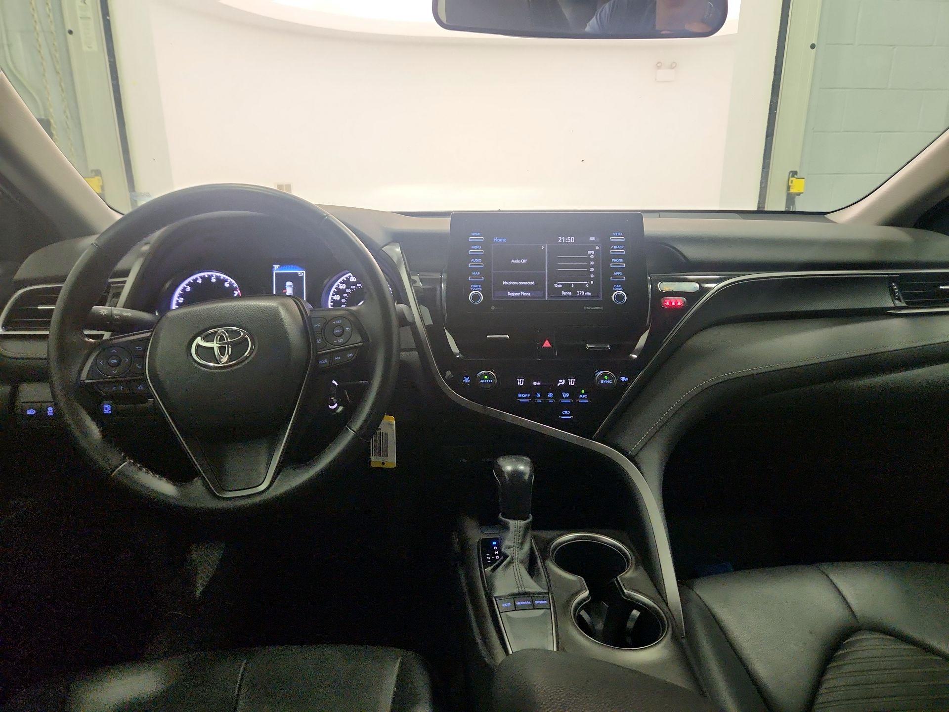 Thumbnail: 2022 Toyota Camry - 9