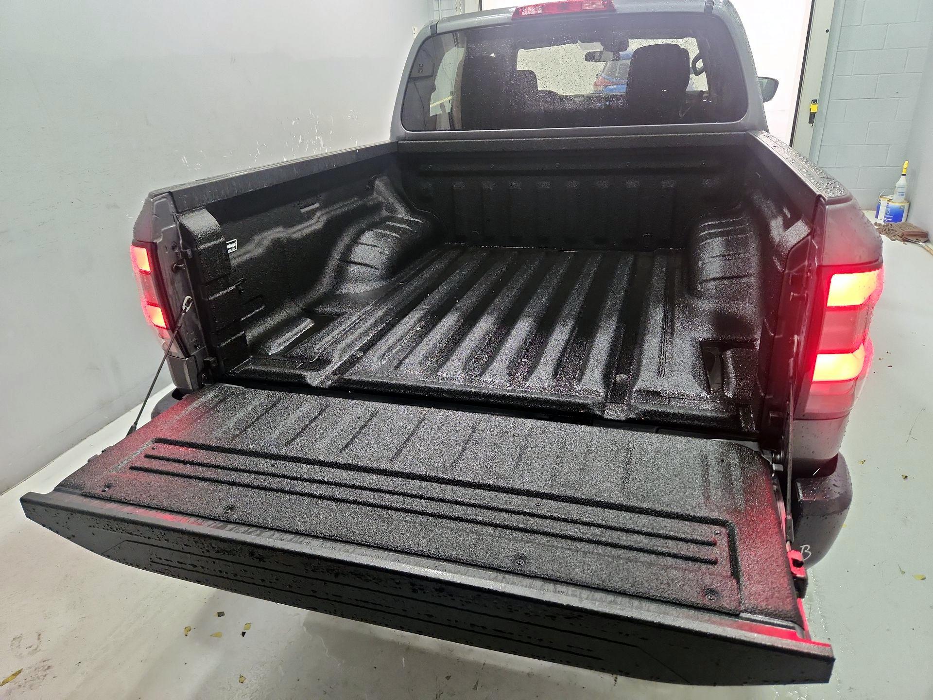 Thumbnail: 2023 Nissan Frontier - 20