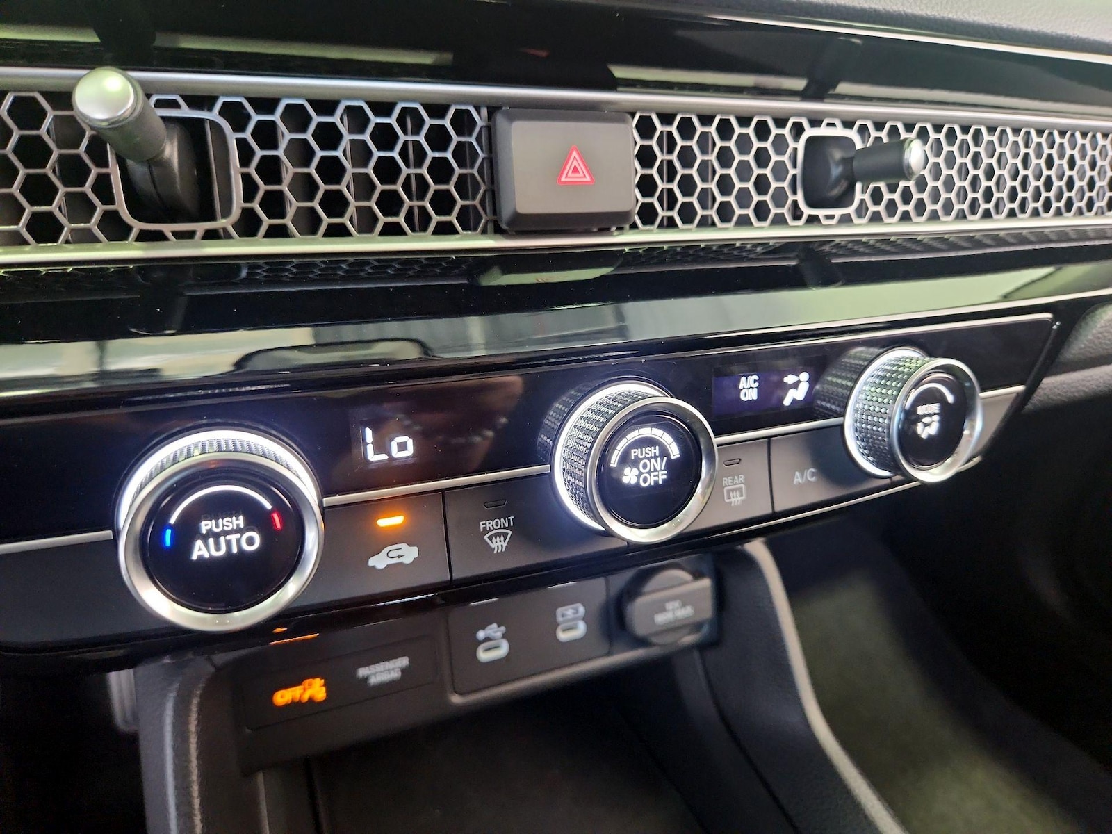 2026 Honda Civic LX - Photo 17