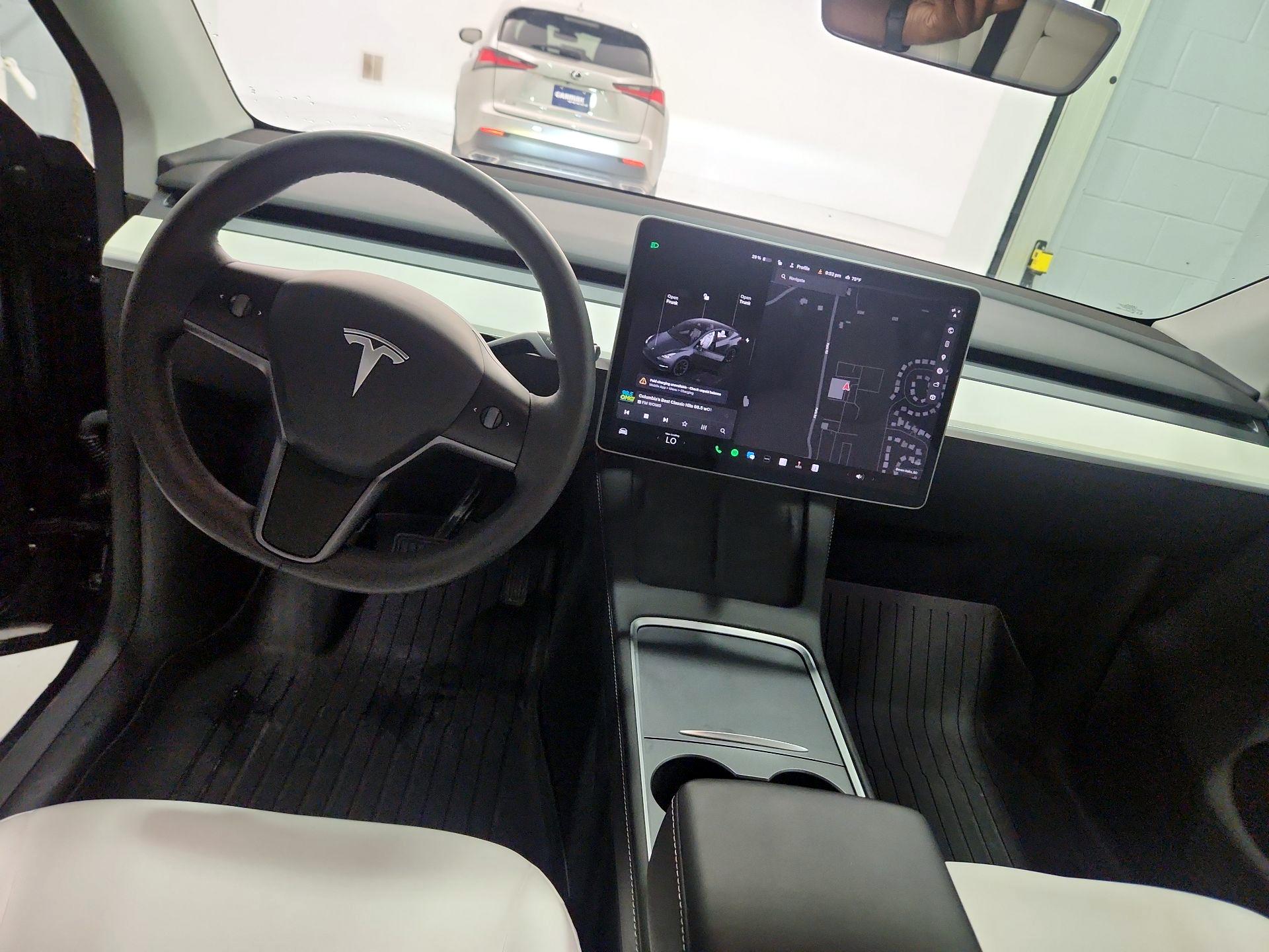 Thumbnail: 2024 Tesla Model Y - 9