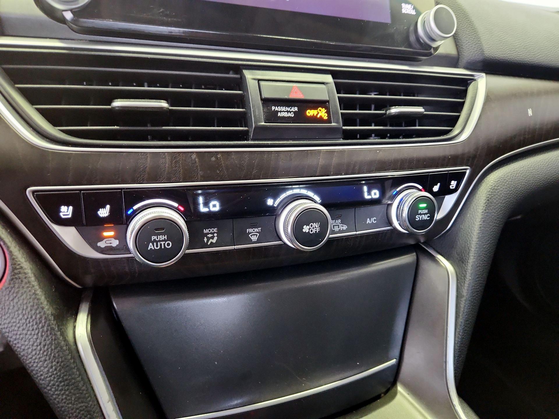 Thumbnail: 2019 Honda Accord - 17