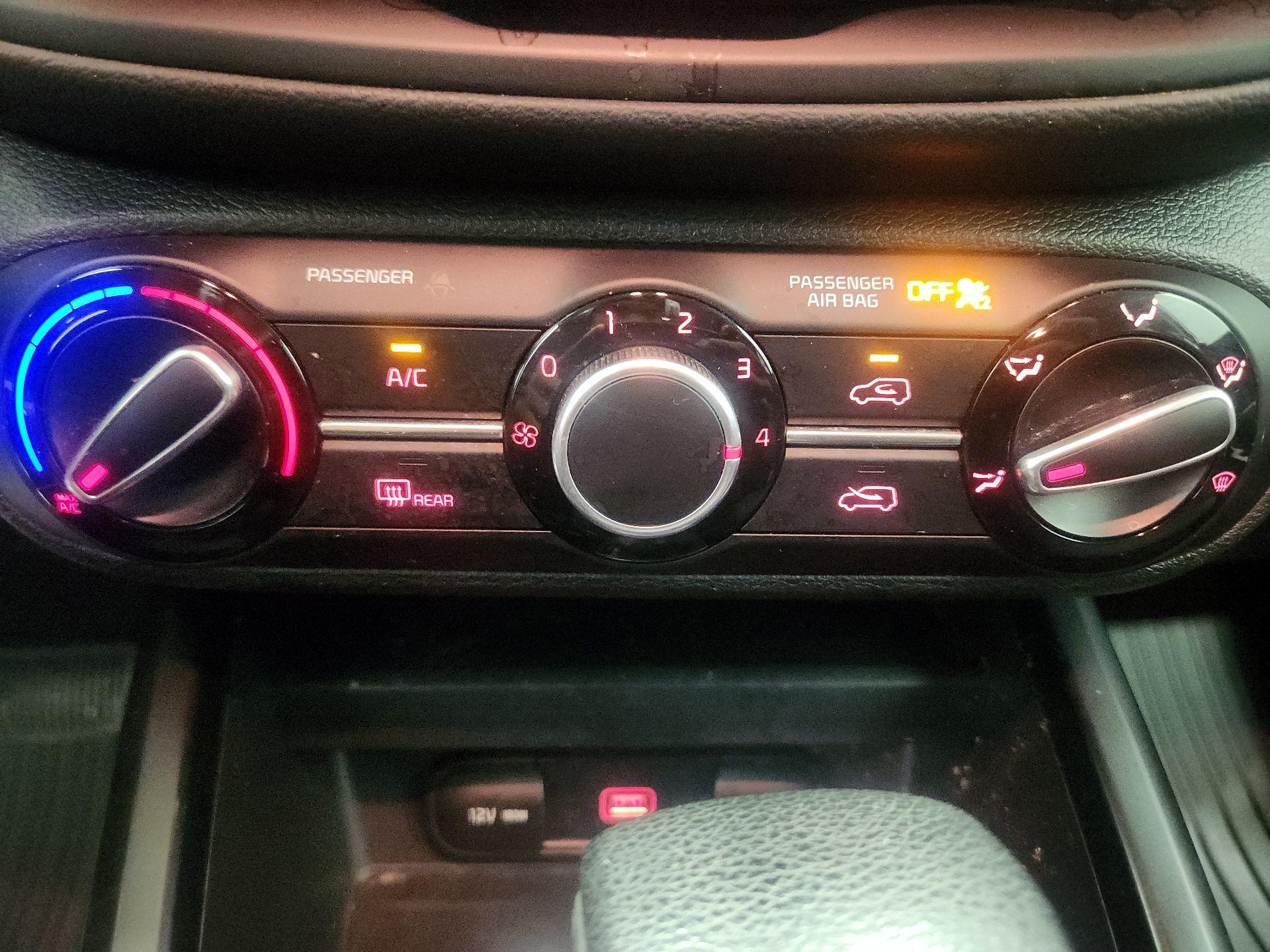 Thumbnail: 2021 Kia Soul - 16