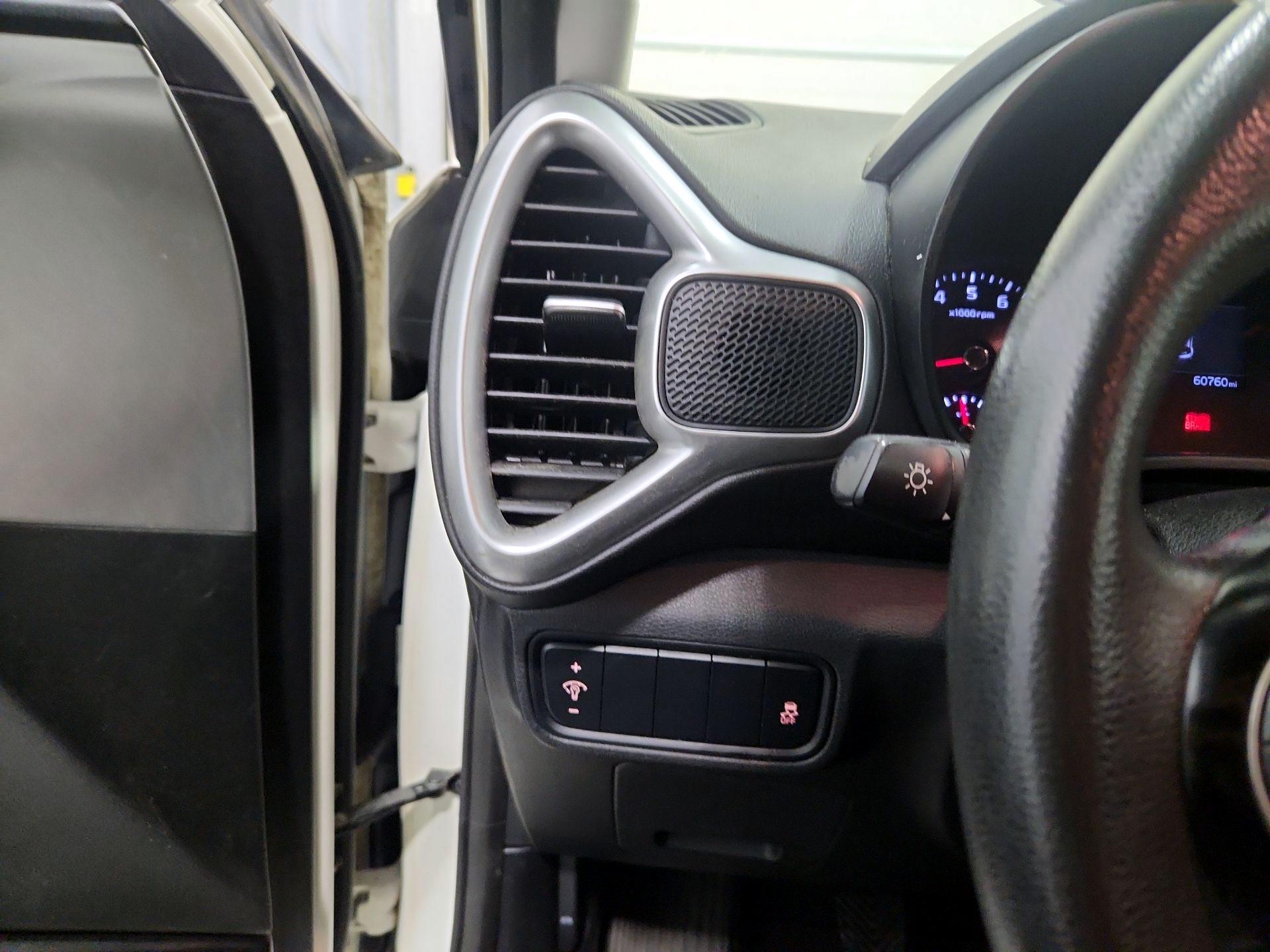 Thumbnail: 2021 Kia Soul - 13