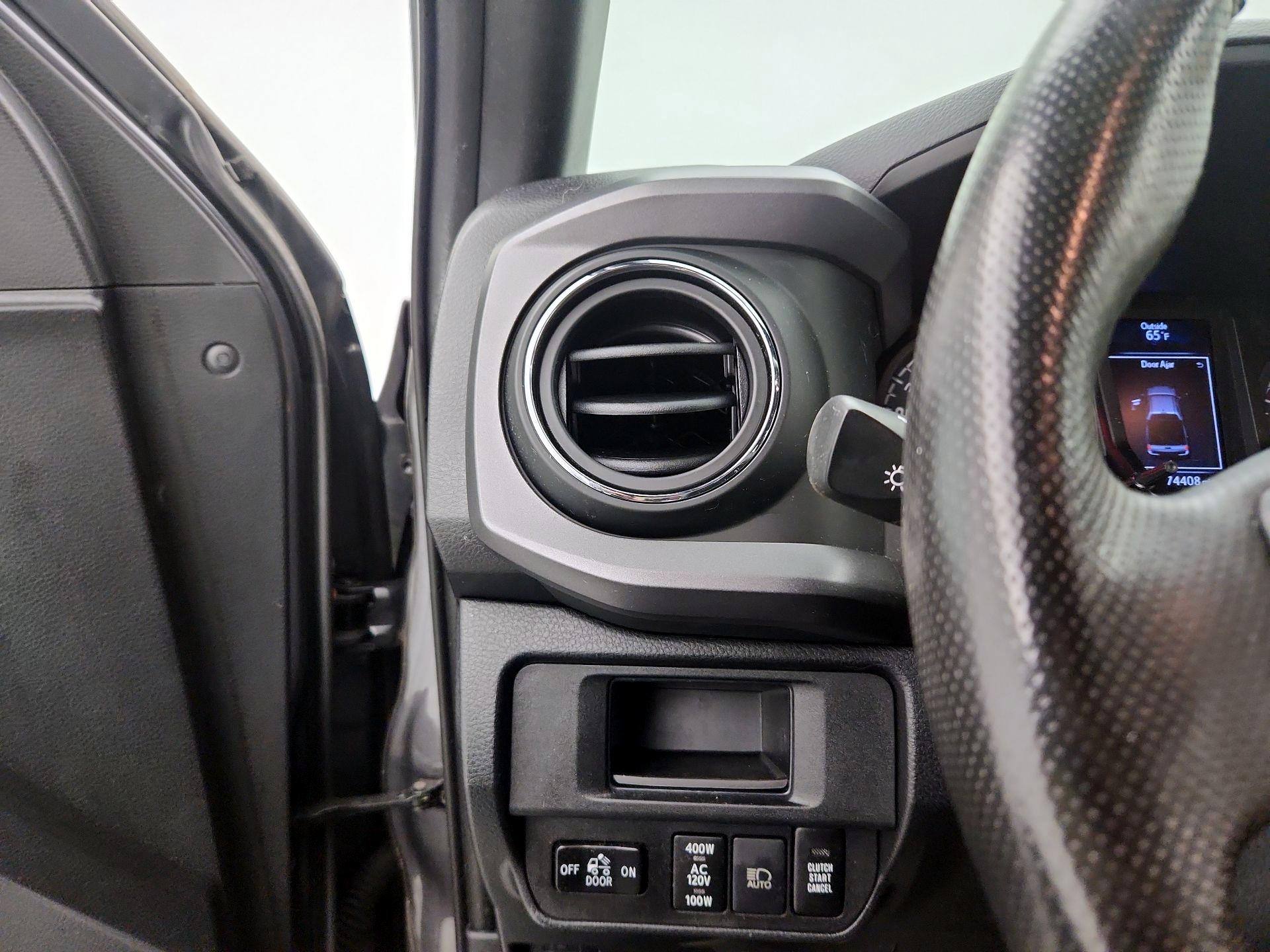 Thumbnail: 2019 Toyota Tacoma - 13