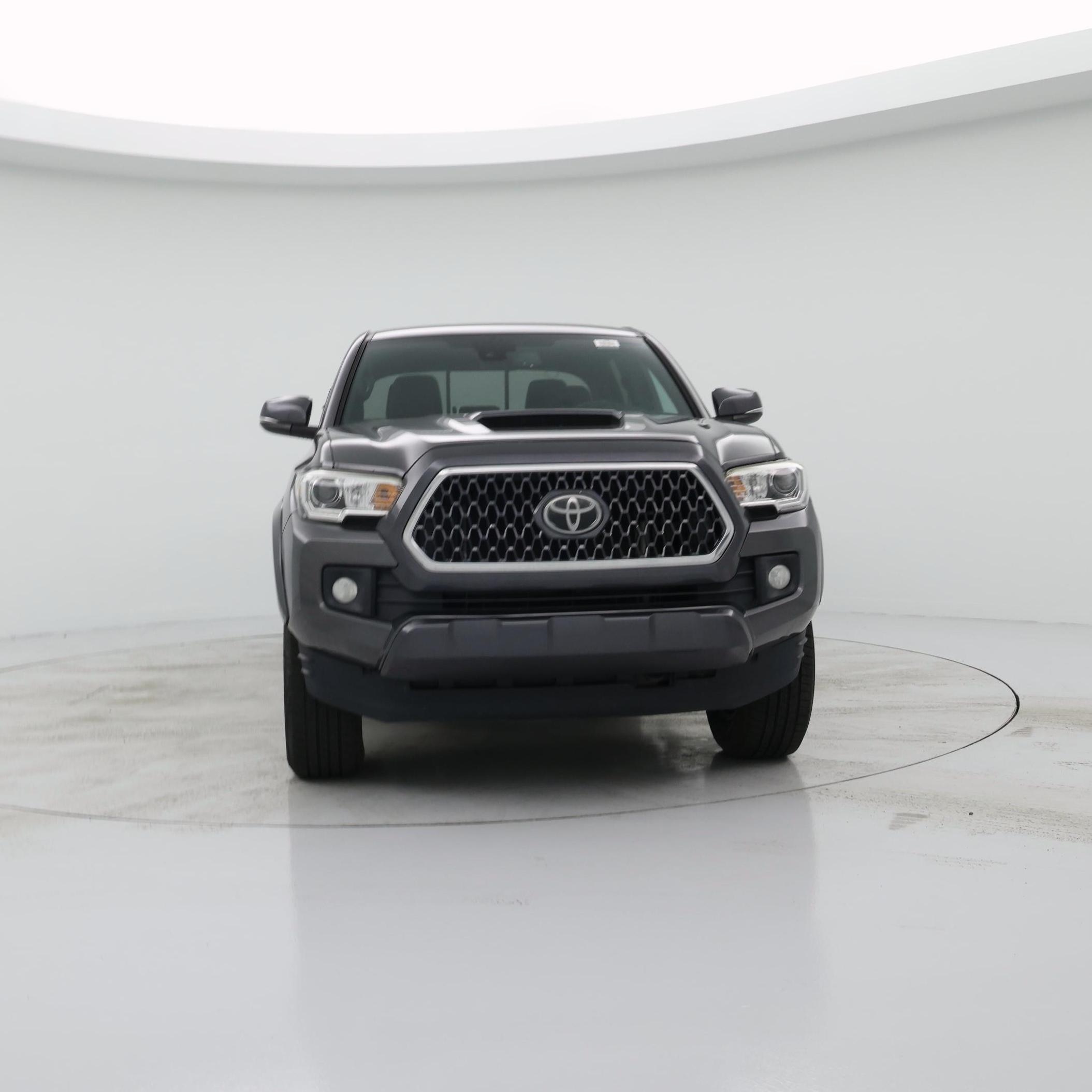 Thumbnail: 2019 Toyota Tacoma - 5