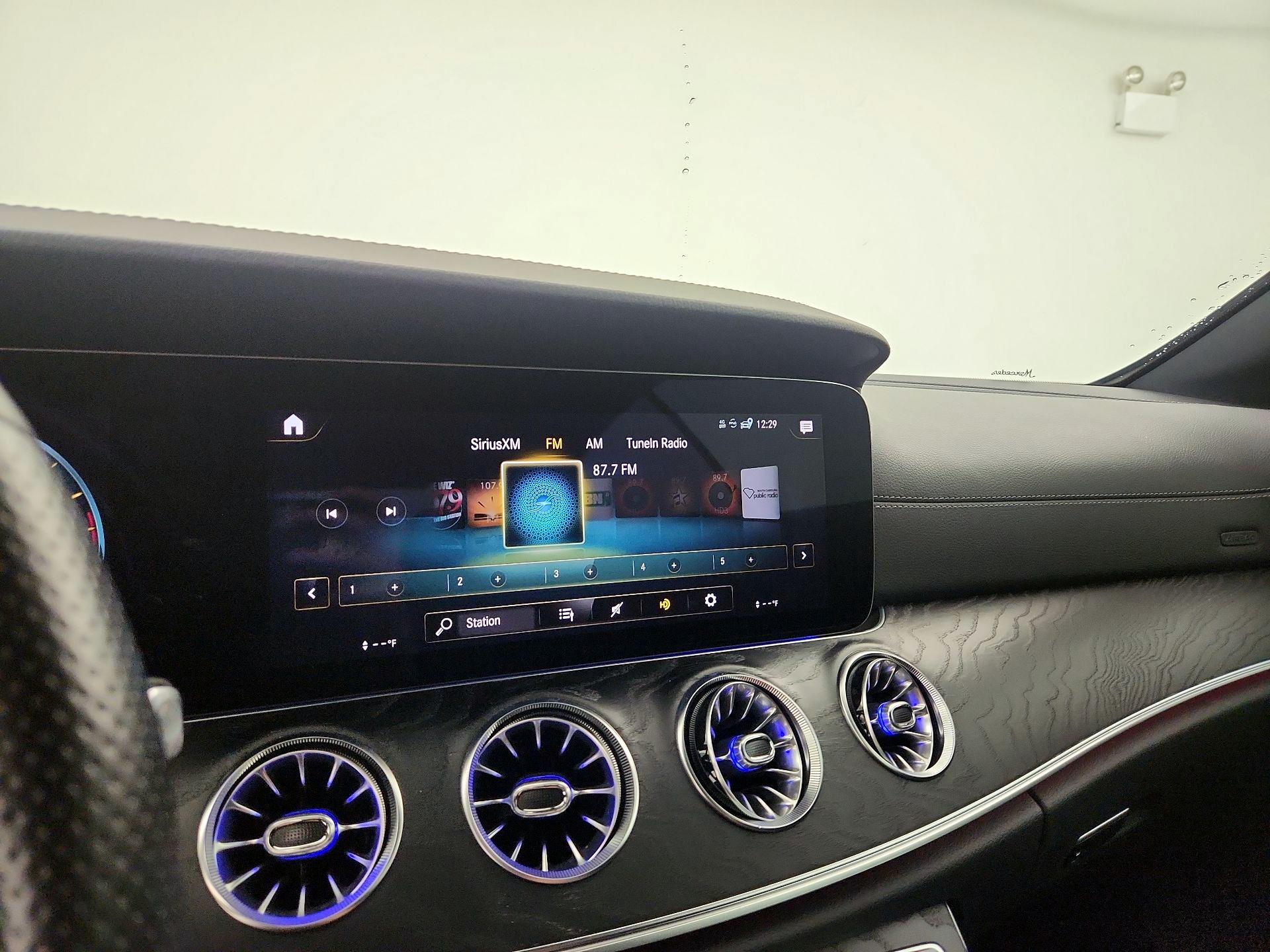 Thumbnail: 2021 Mercedes-Benz E-Class - 16