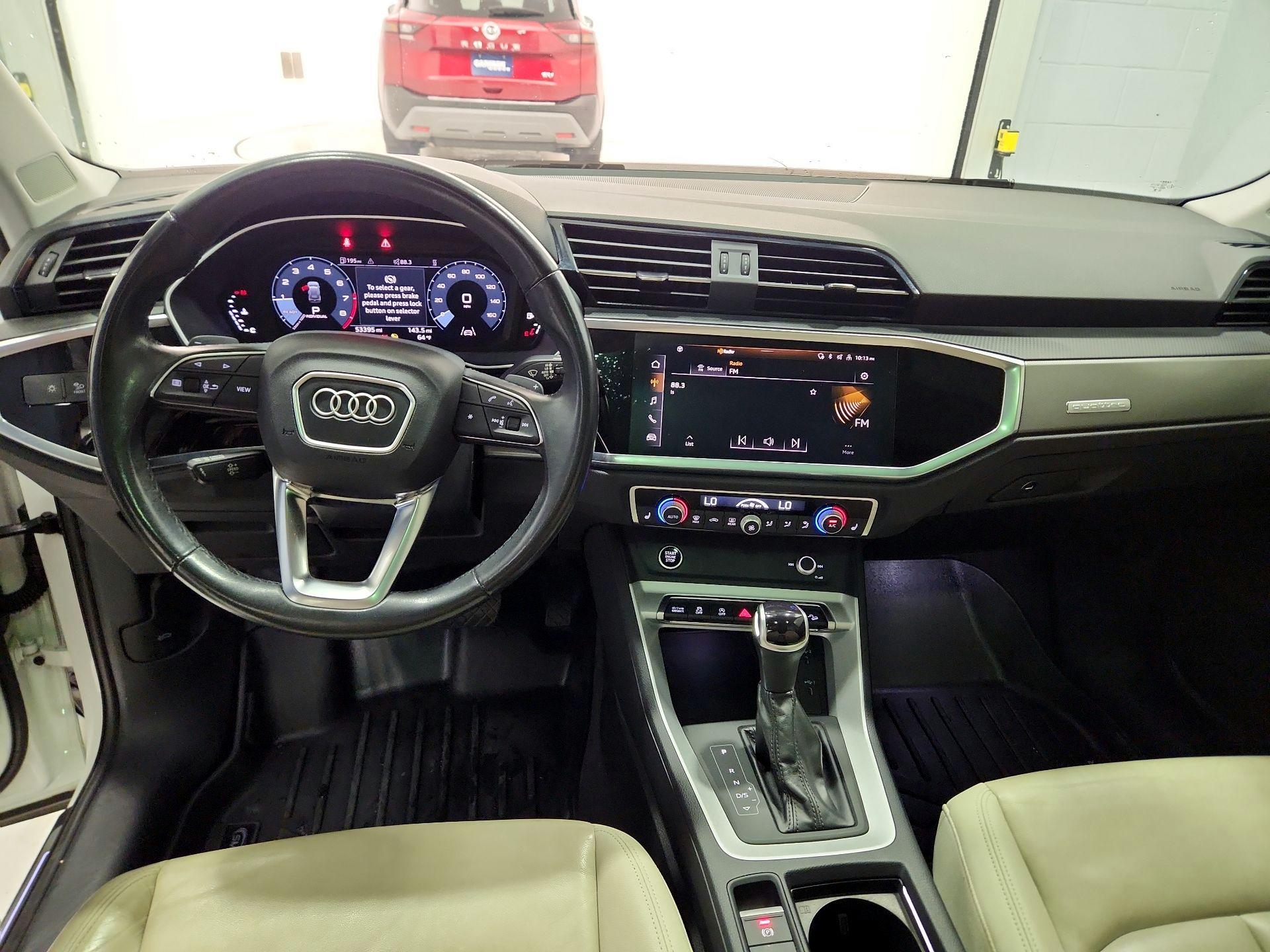 Thumbnail: 2023 Audi Q3 - 9