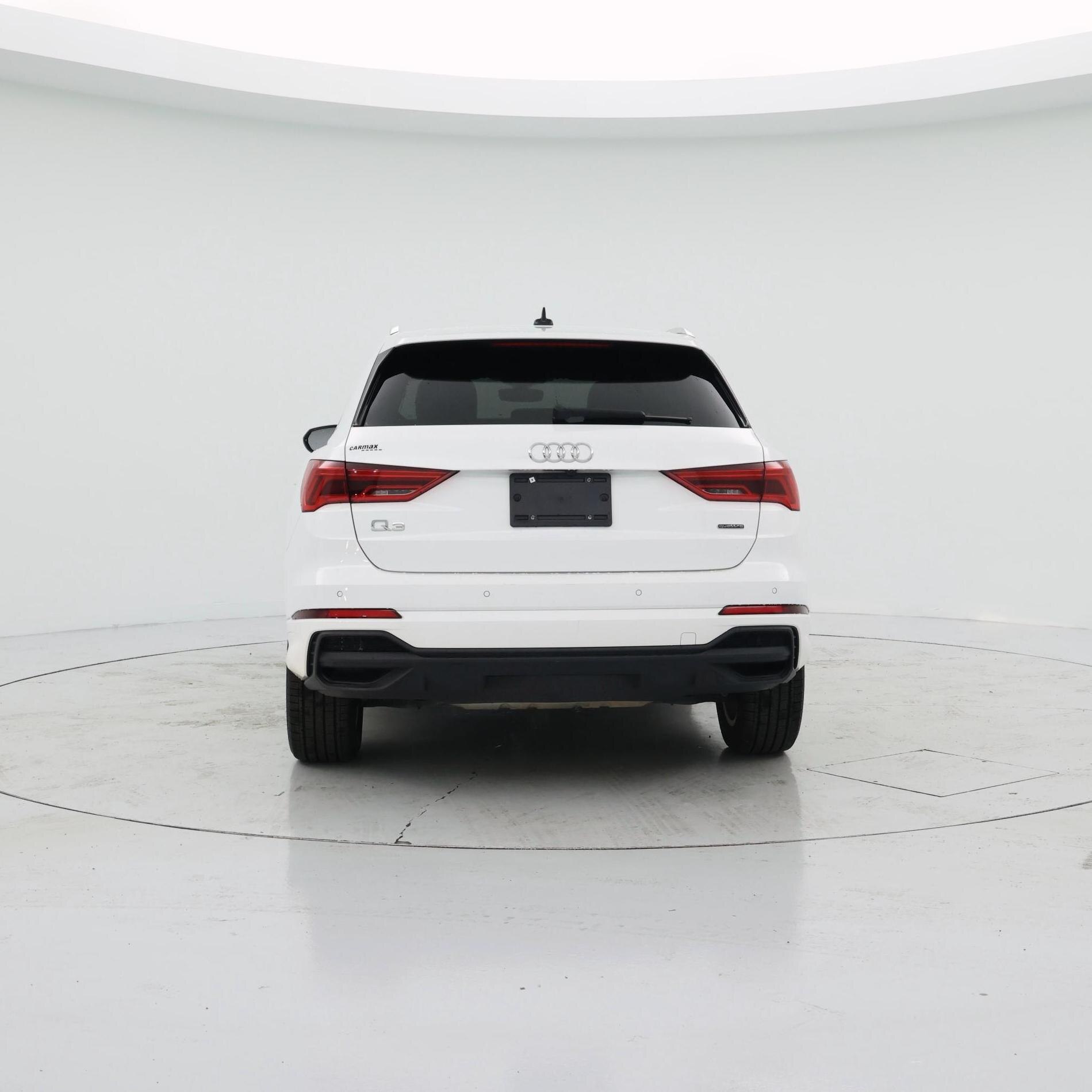 Thumbnail: 2023 Audi Q3 - 6