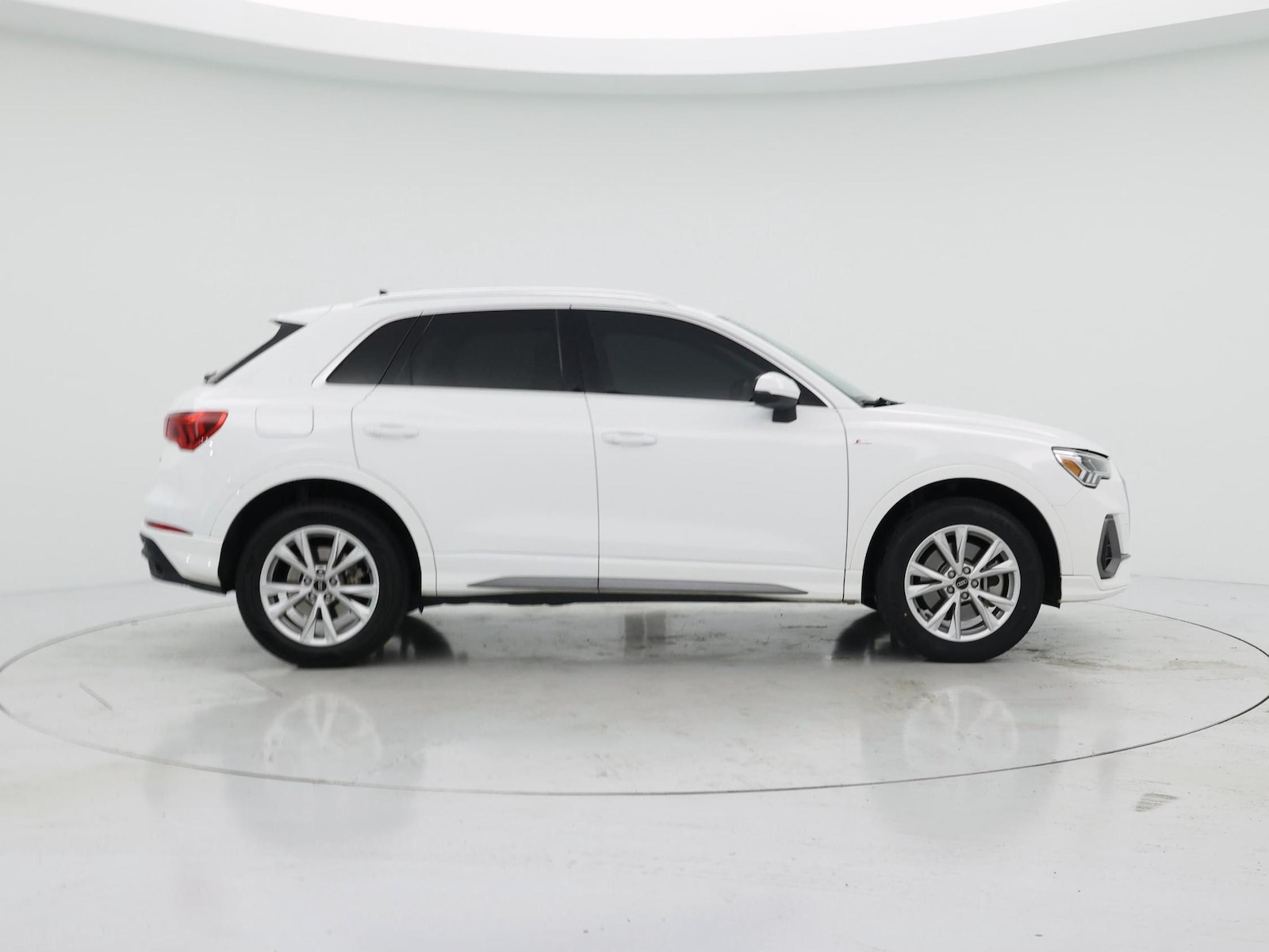 2023 Audi Q3 S Line Premium - Photo 8
