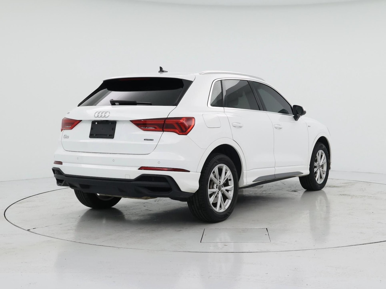 2023 Audi Q3 S Line Premium - Photo 9