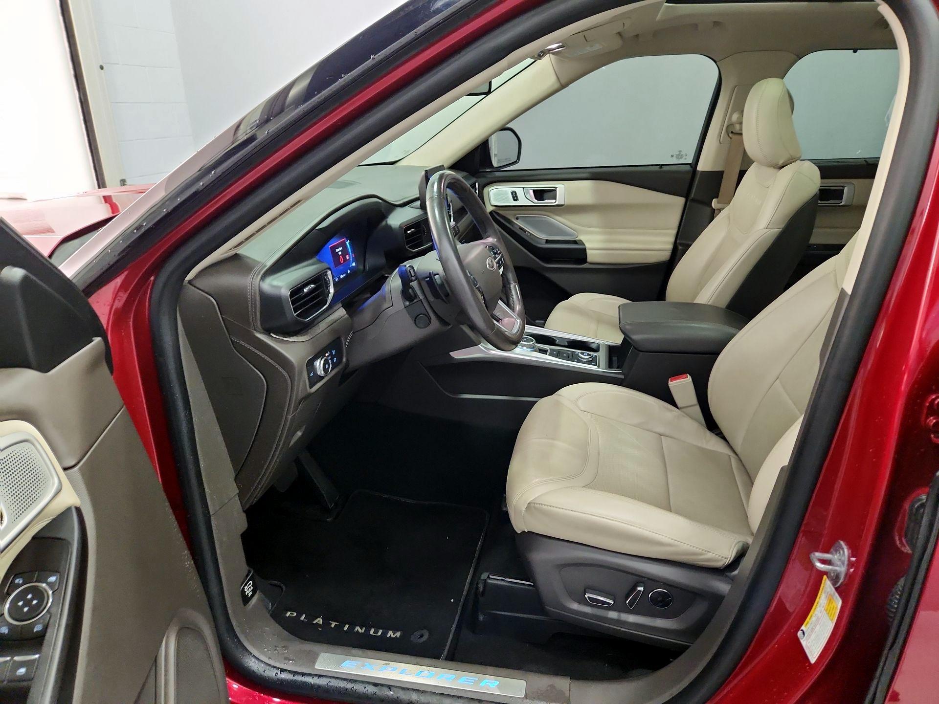 Thumbnail: 2020 Ford Explorer - 11