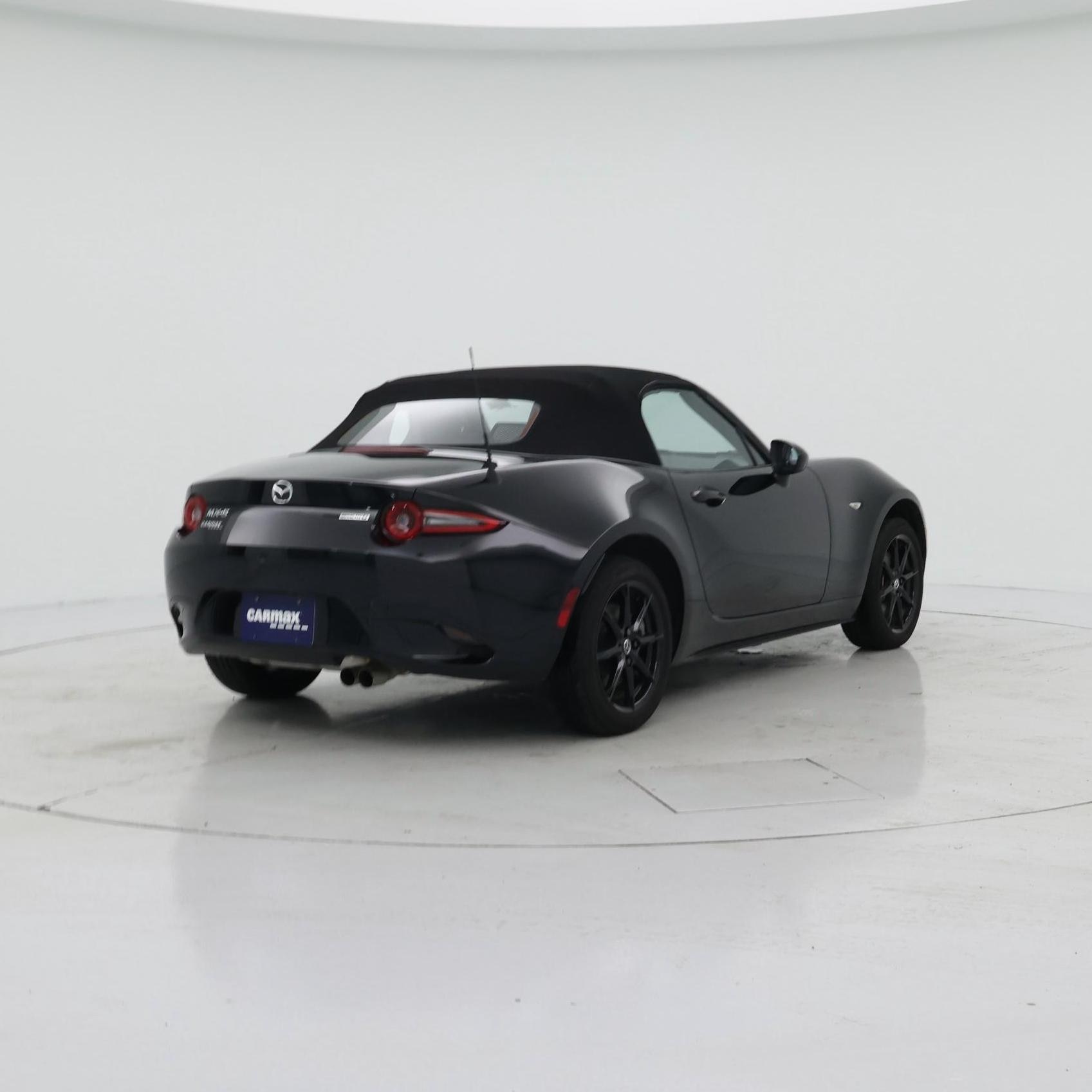 Thumbnail: 2025 Mazda MX-5 Miata - 8