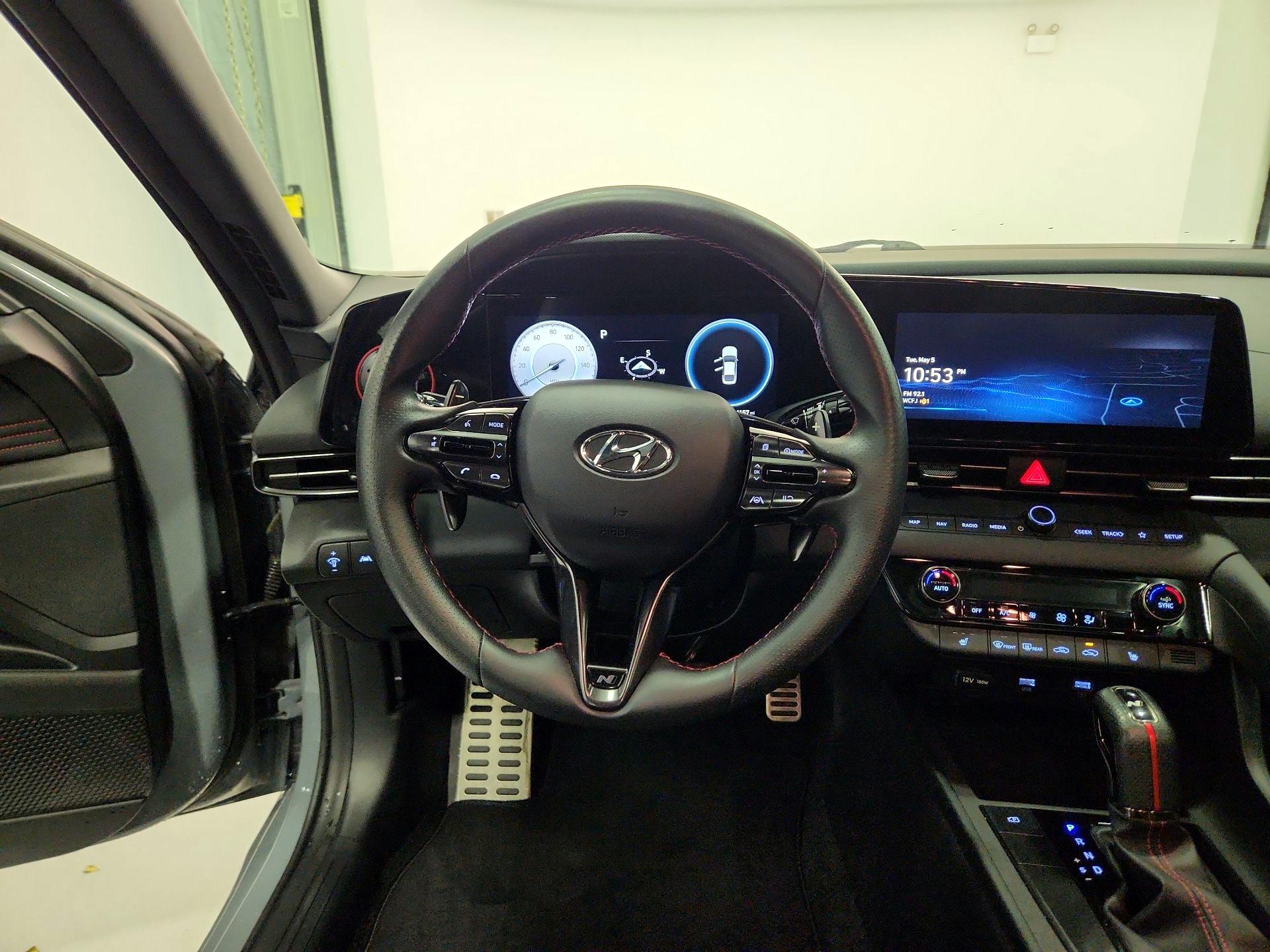 Thumbnail: 2023 Hyundai Elantra - 10