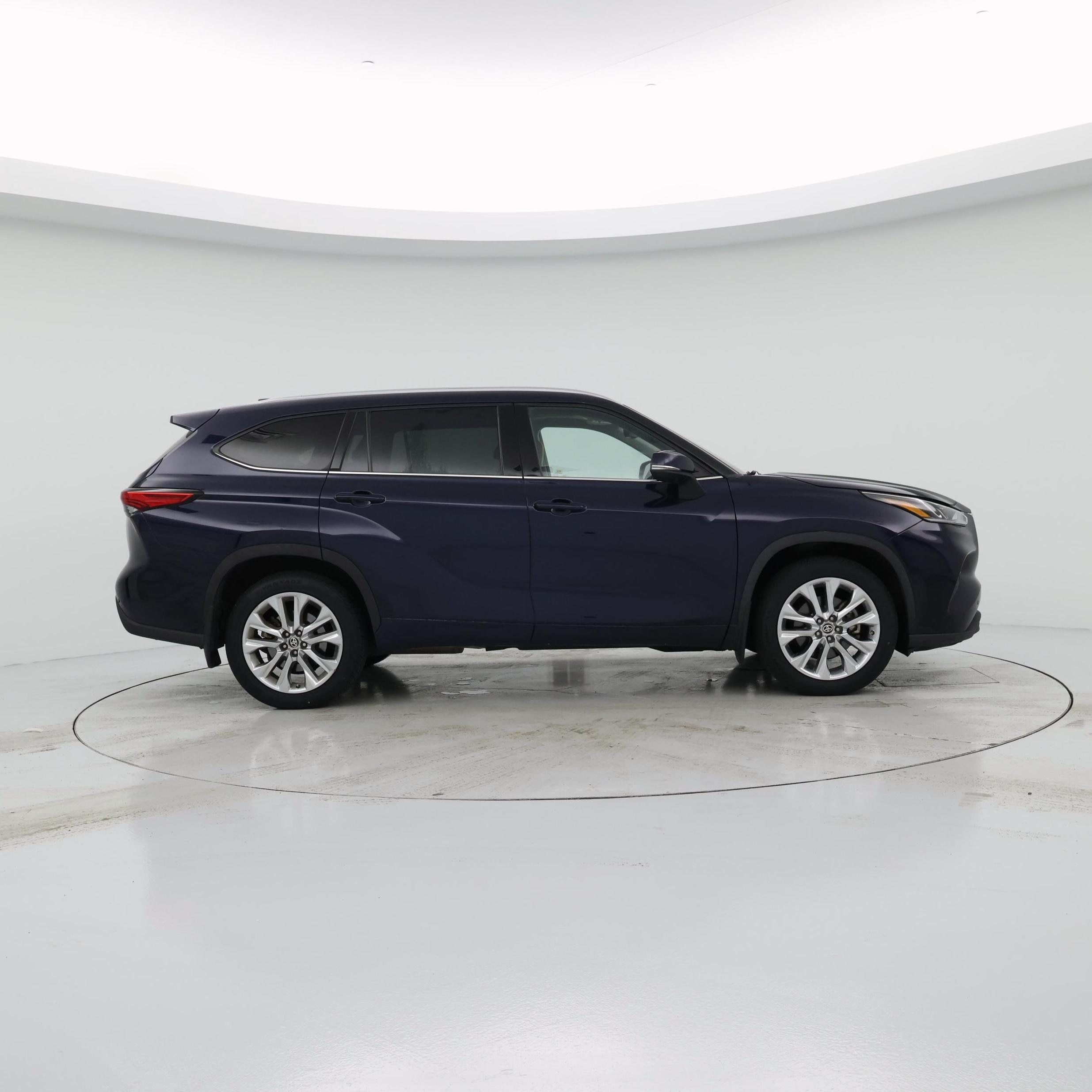 Thumbnail: 2020 Toyota Highlander - 7
