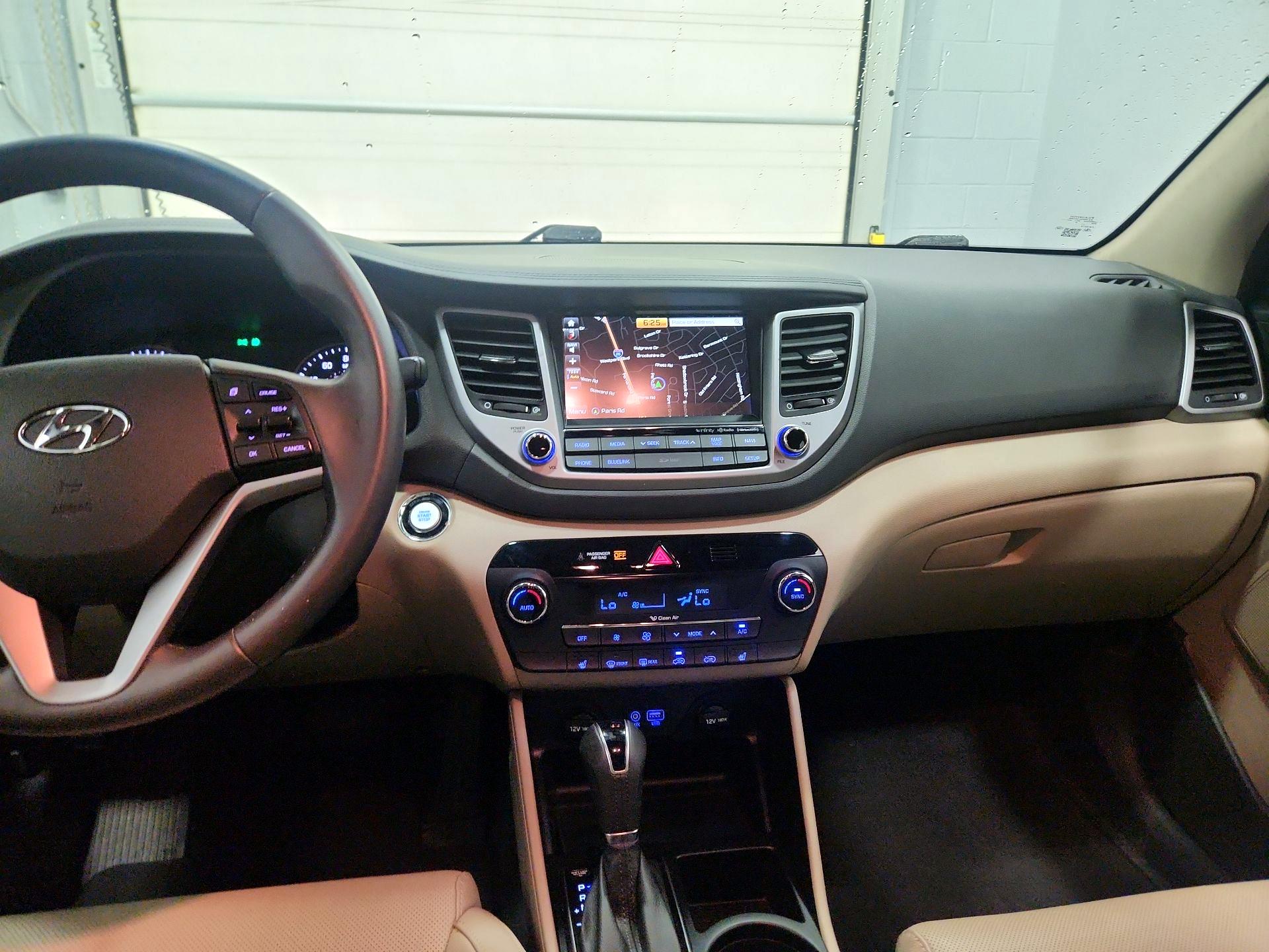 Thumbnail: 2017 Hyundai Tucson - 9