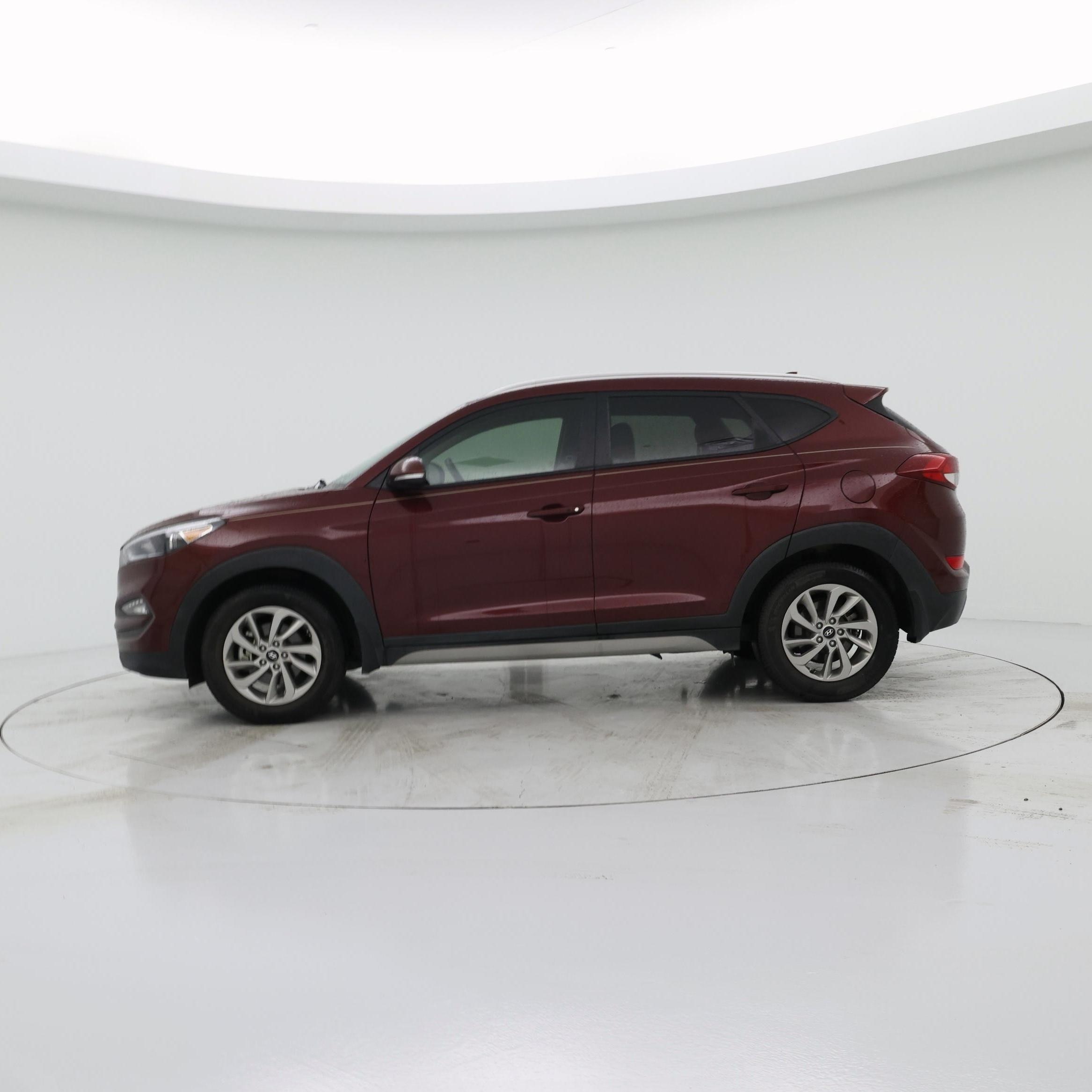Thumbnail: 2017 Hyundai Tucson - 3