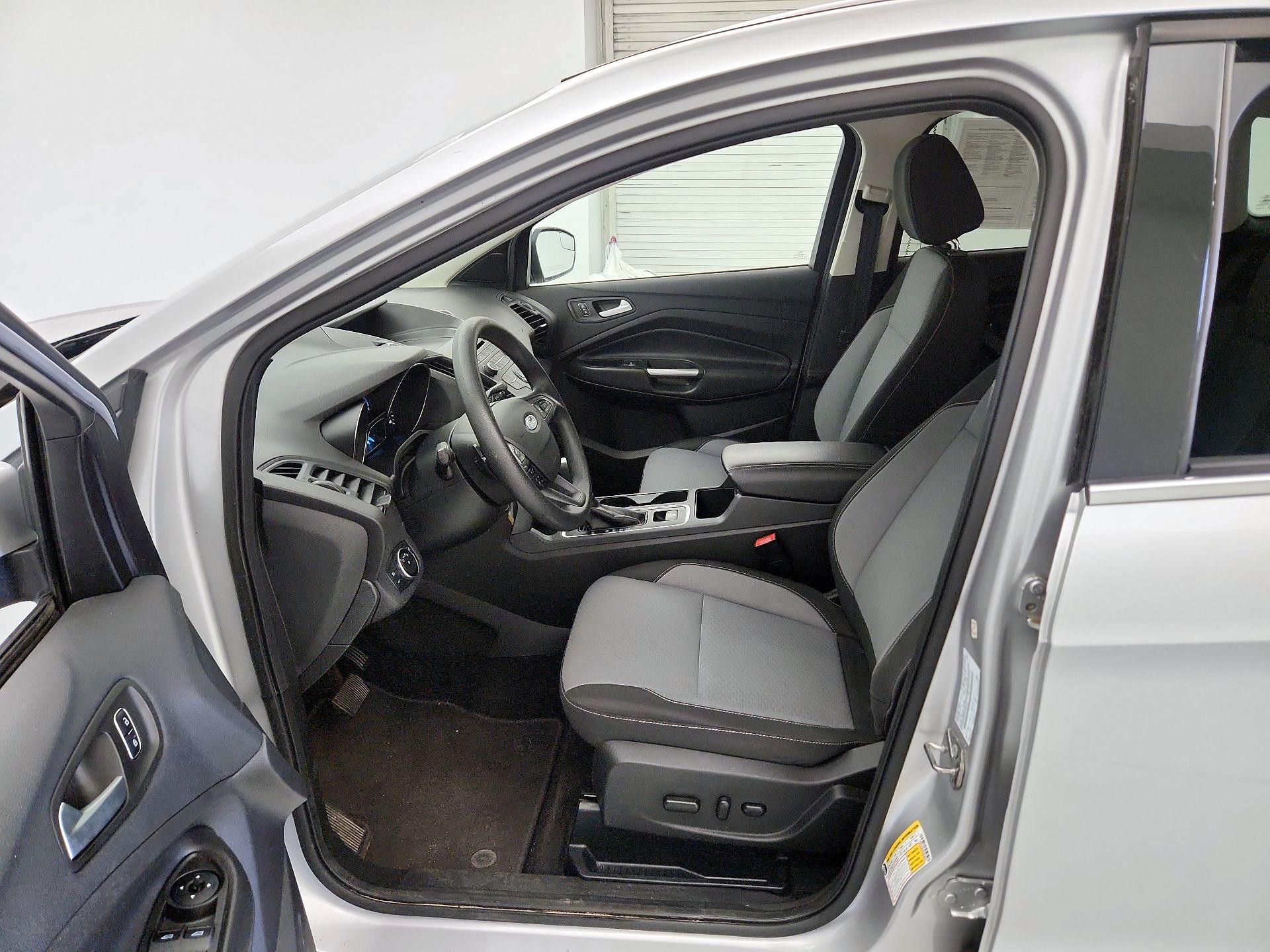 Thumbnail: 2017 Ford Escape - 11