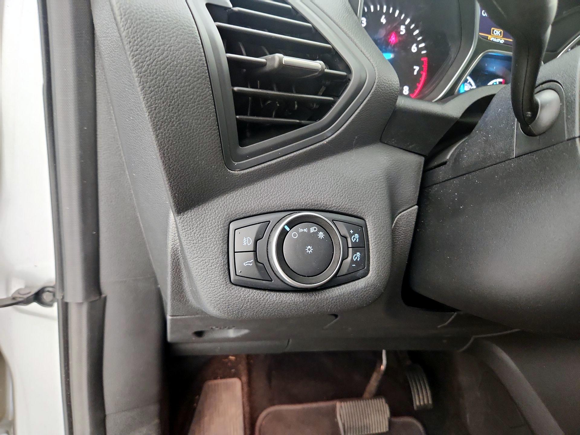 Thumbnail: 2017 Ford Escape - 13