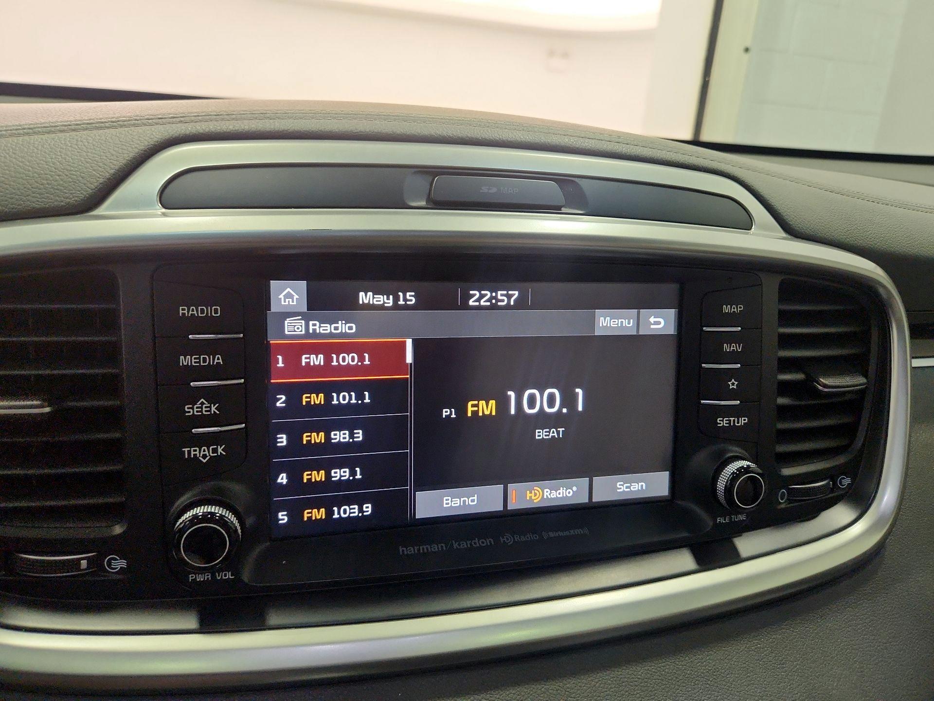 Thumbnail: 2019 Kia Sorento - 16