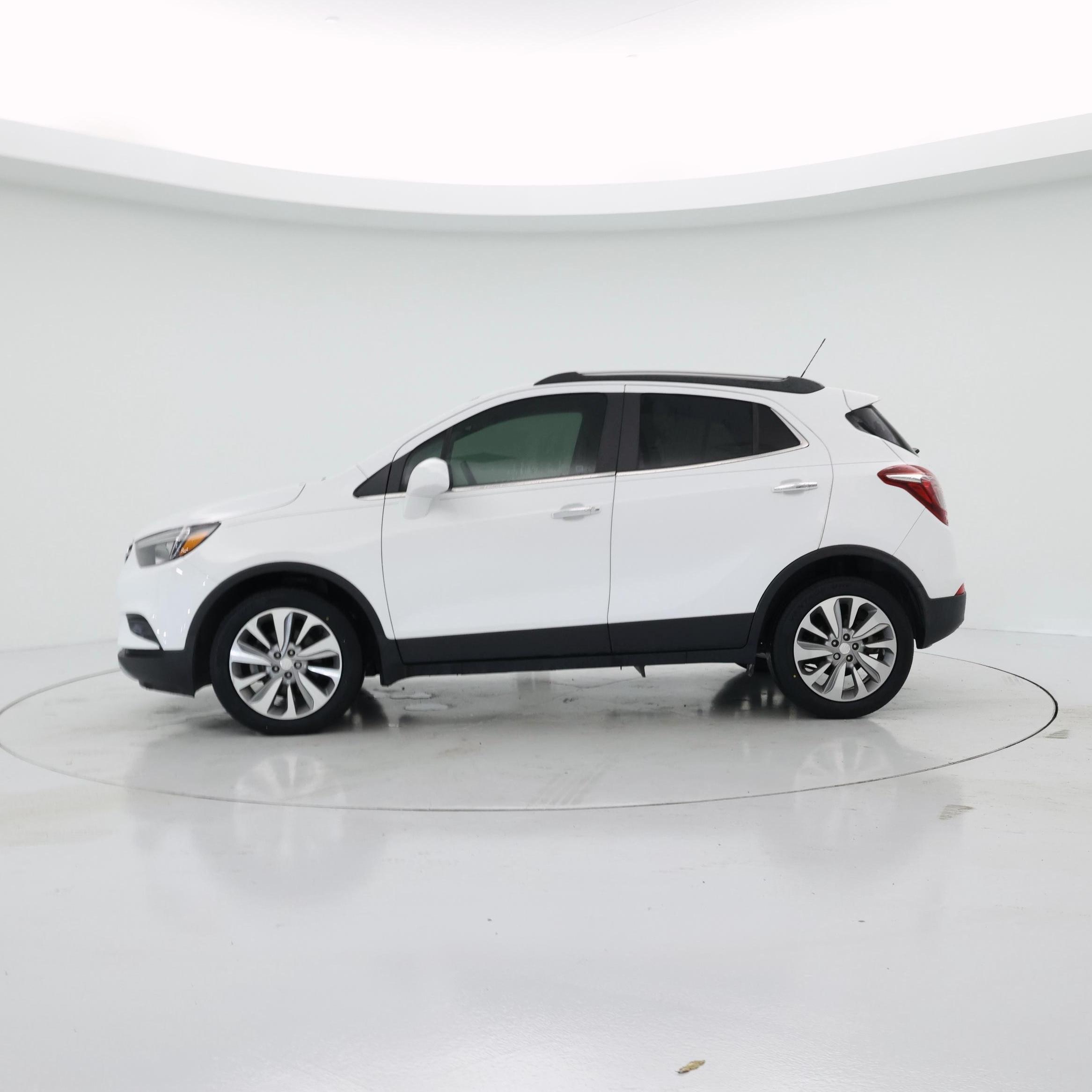 Thumbnail: 2020 Buick Encore - 3