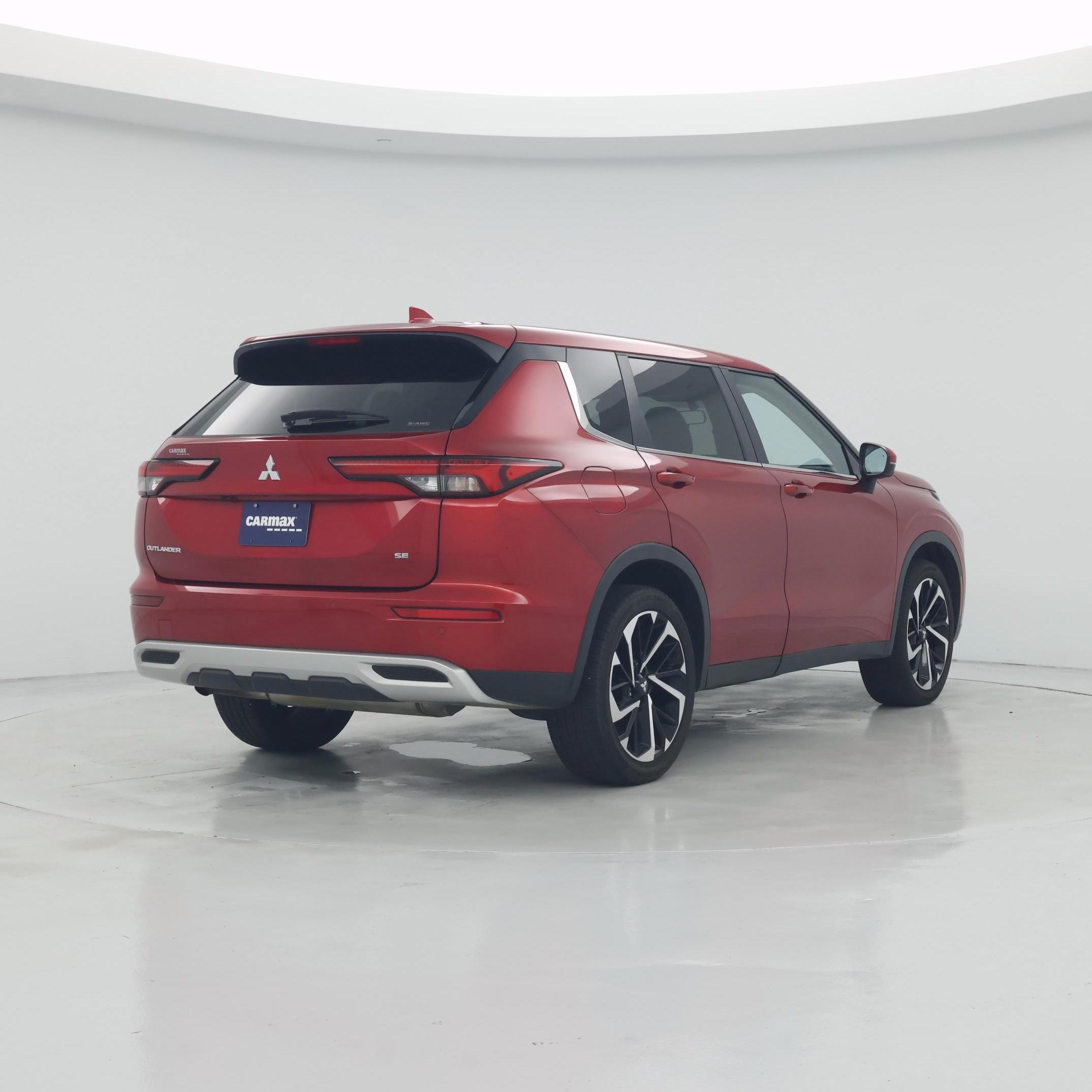 Thumbnail: 2024 Mitsubishi Outlander - 8