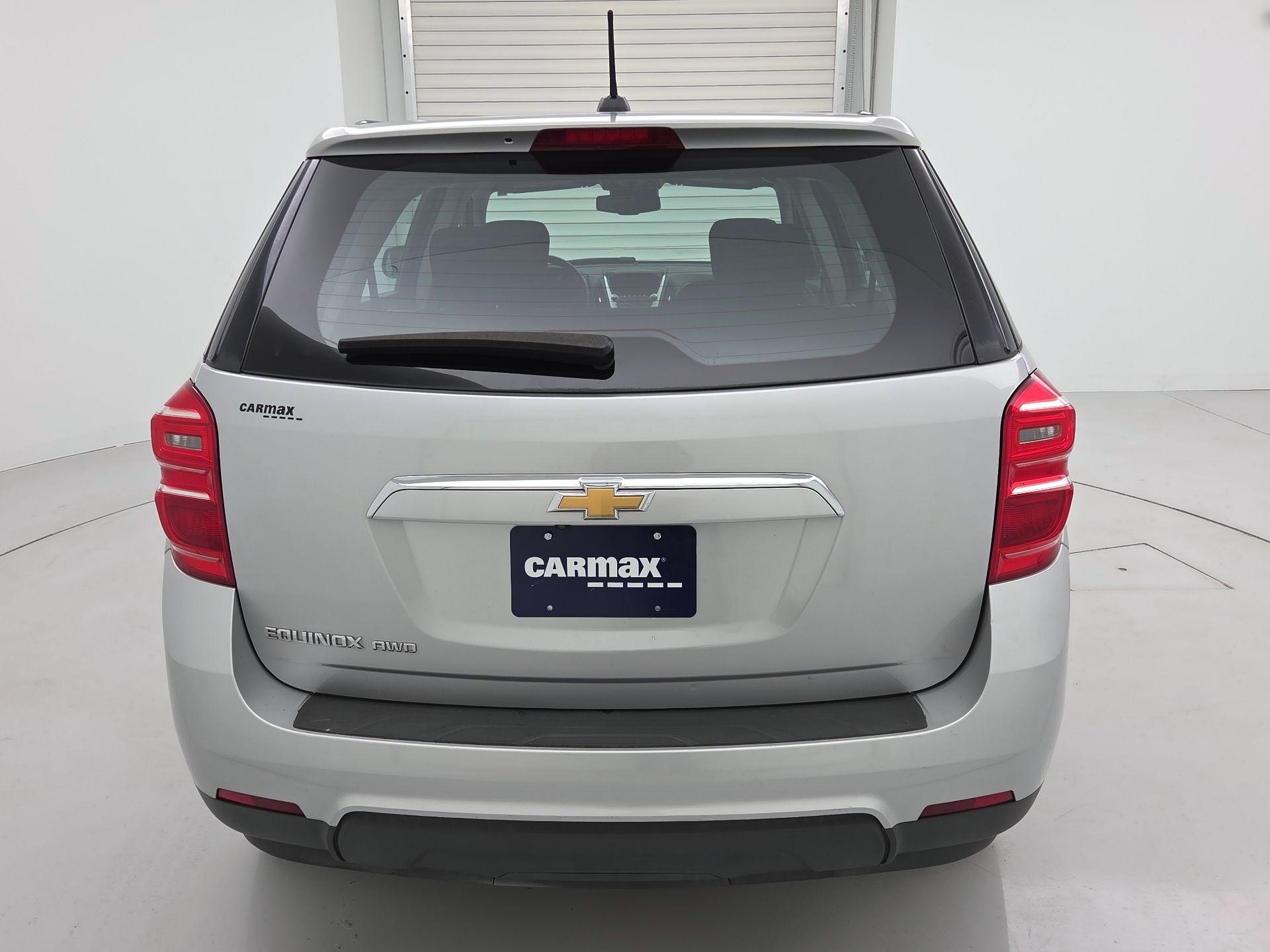 Thumbnail: 2017 Chevrolet Equinox - 6