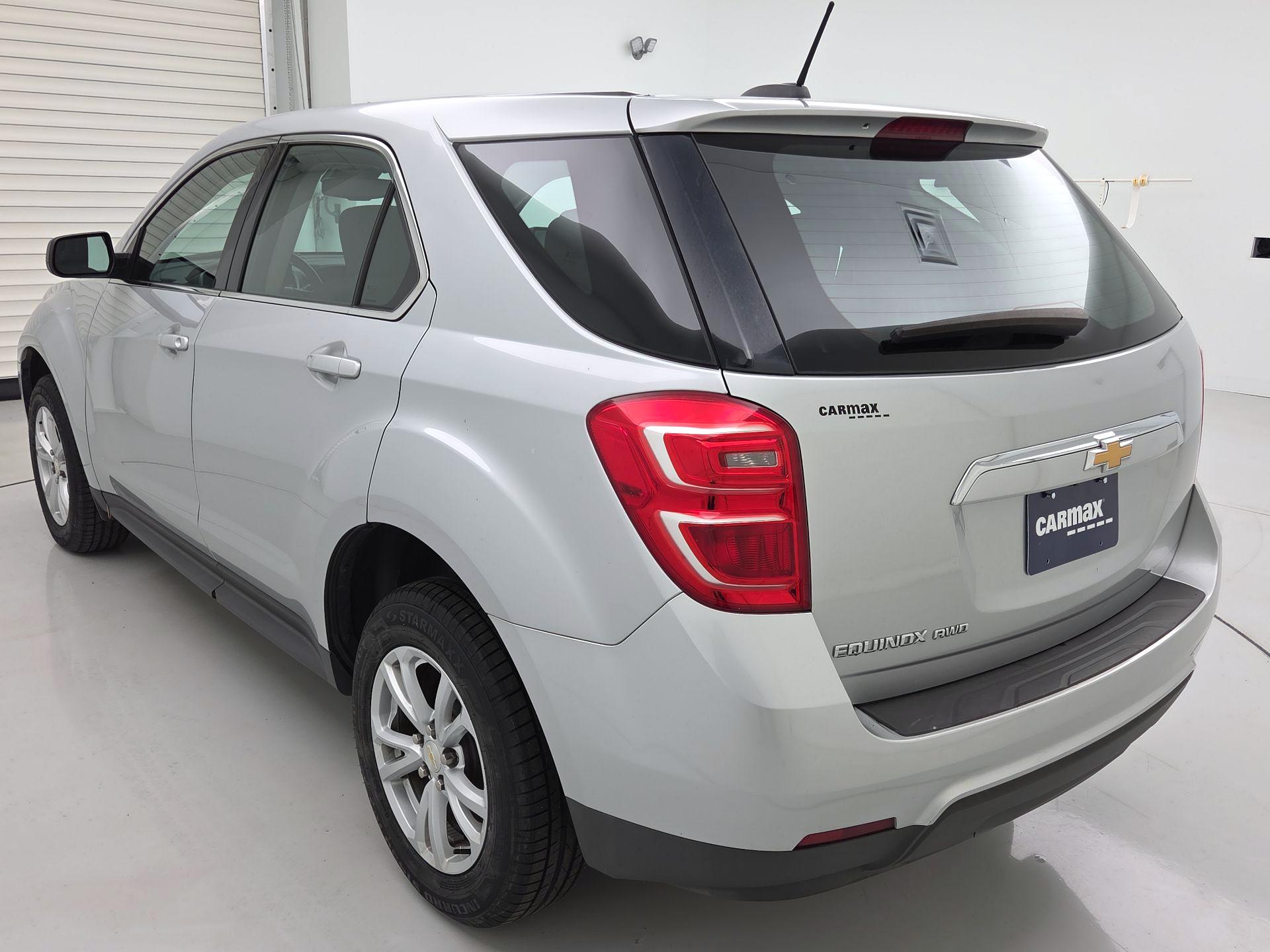 Thumbnail: 2017 Chevrolet Equinox - 7
