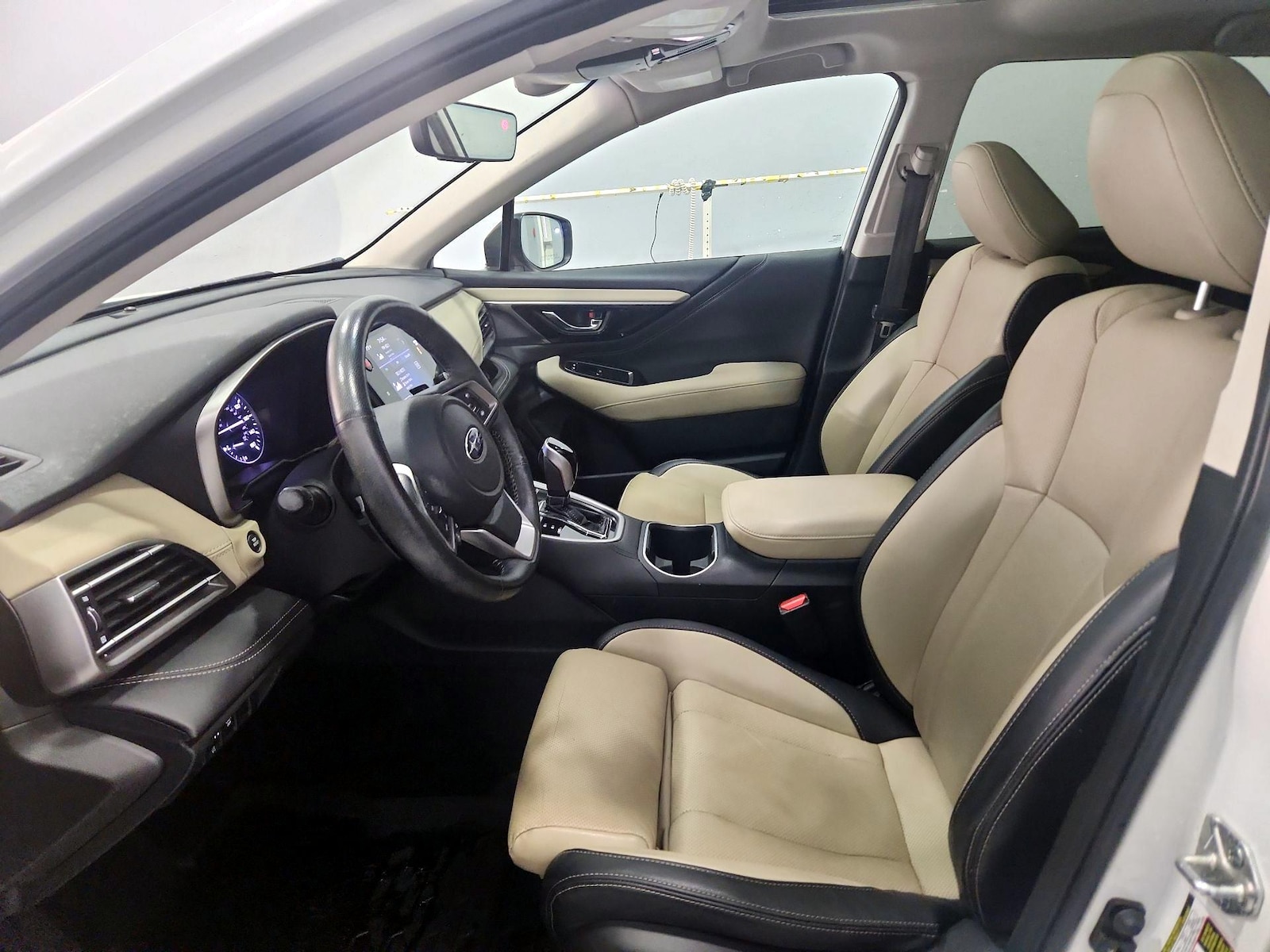 2022 Subaru Outback Limited - Photo 12