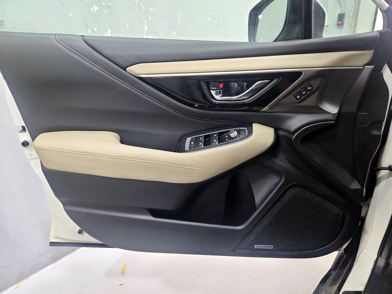 2022 Subaru Outback Limited - Photo 13