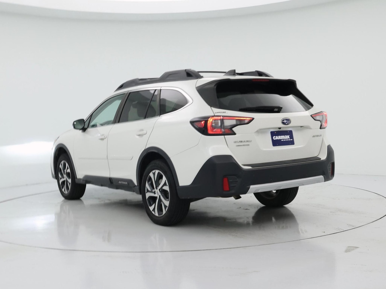 2022 Subaru Outback Limited - Photo 3