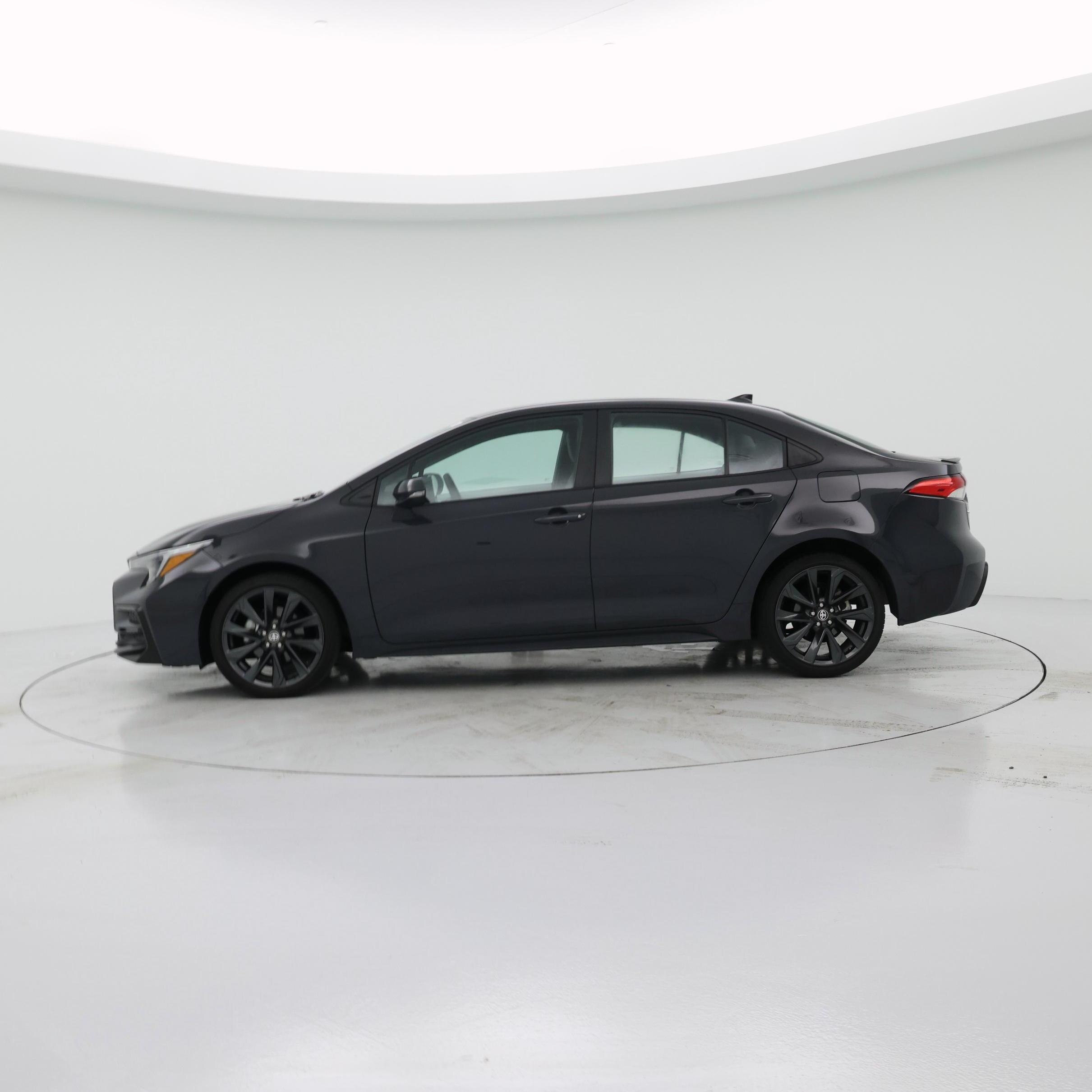 Thumbnail: 2024 Toyota Corolla - 3