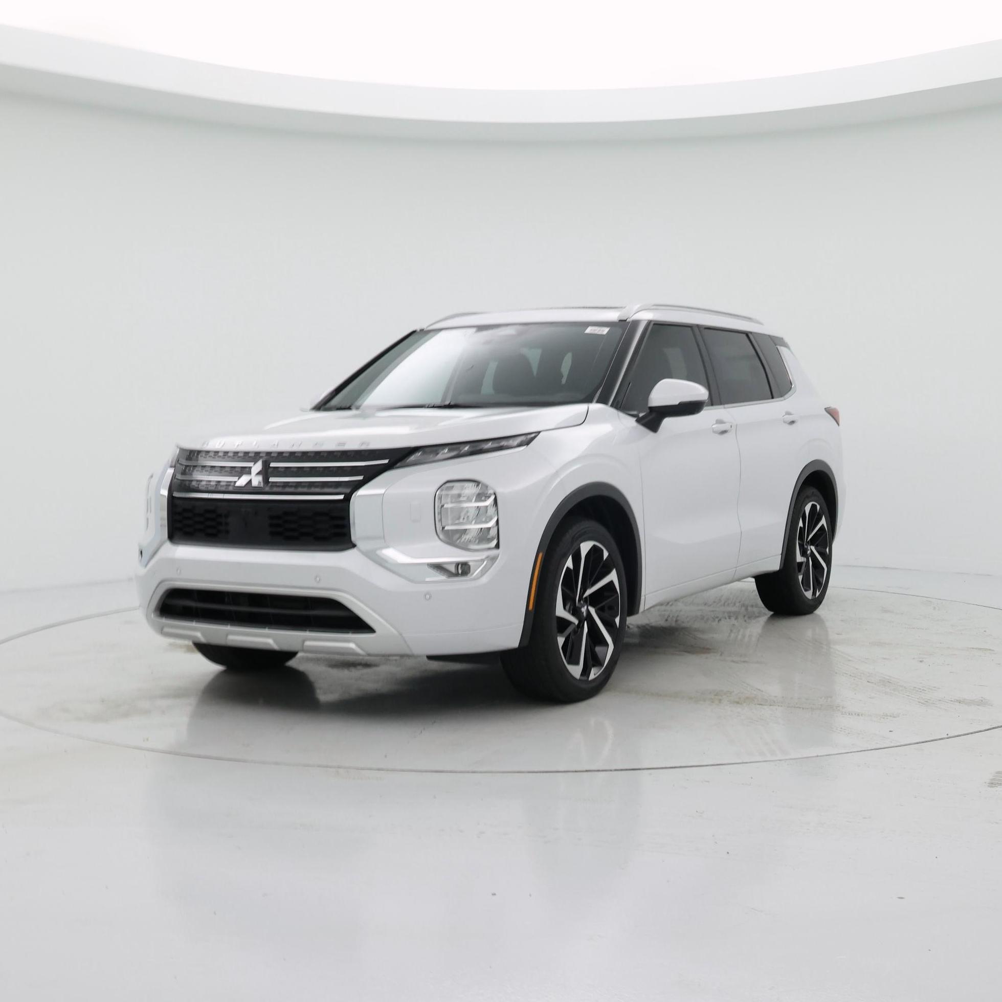 Thumbnail: 2022 Mitsubishi Outlander - 4
