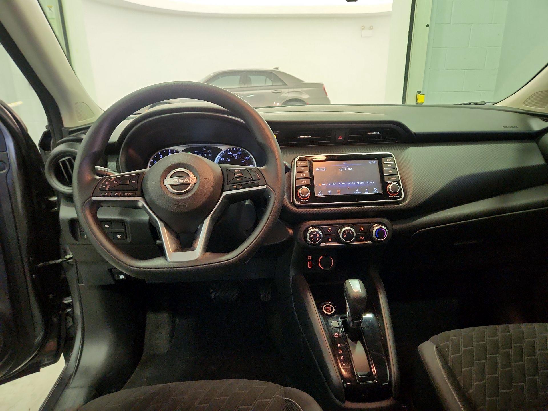 Thumbnail: 2022 Nissan Kicks - 10